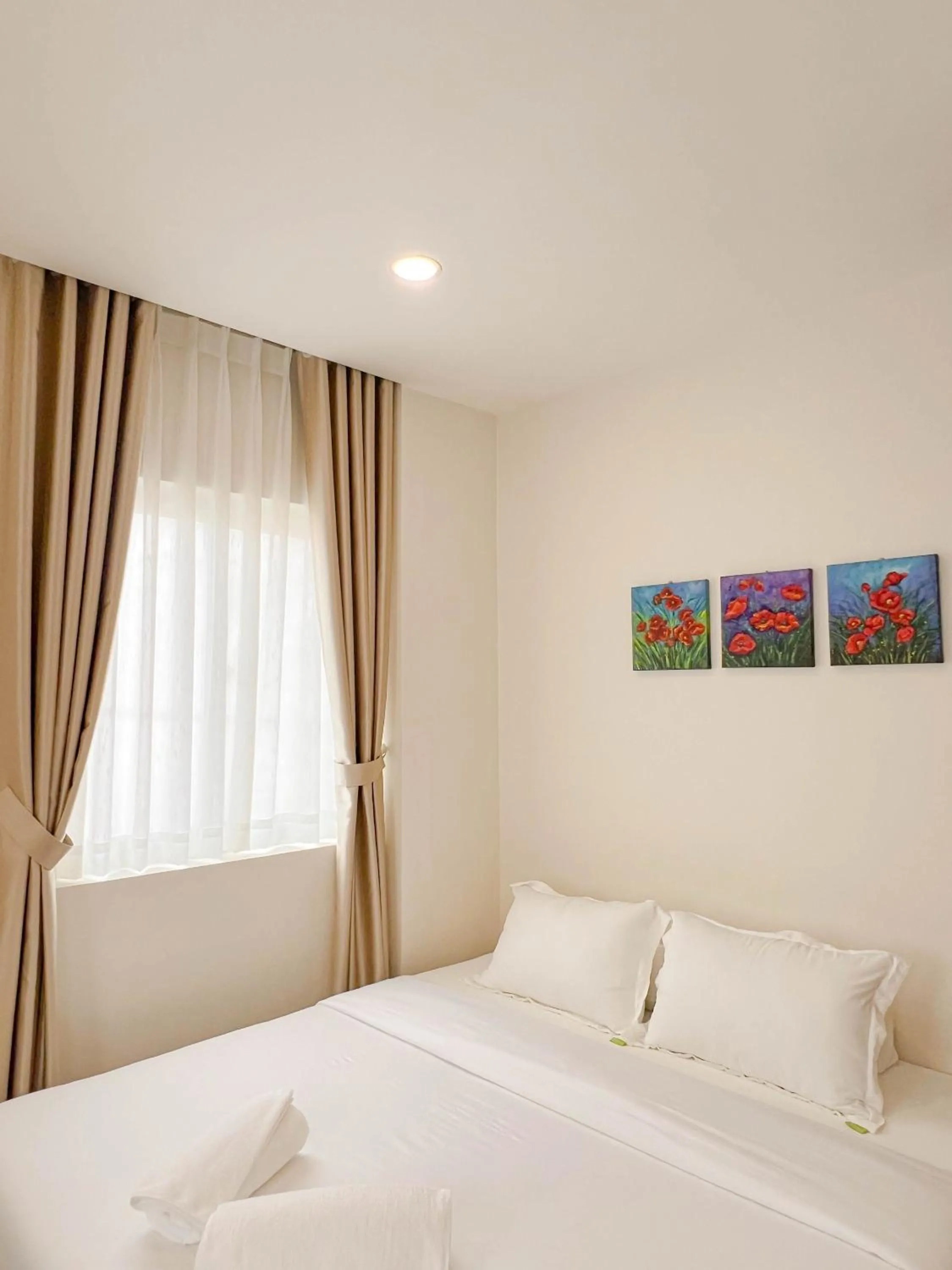 Bed in Heyday apartment