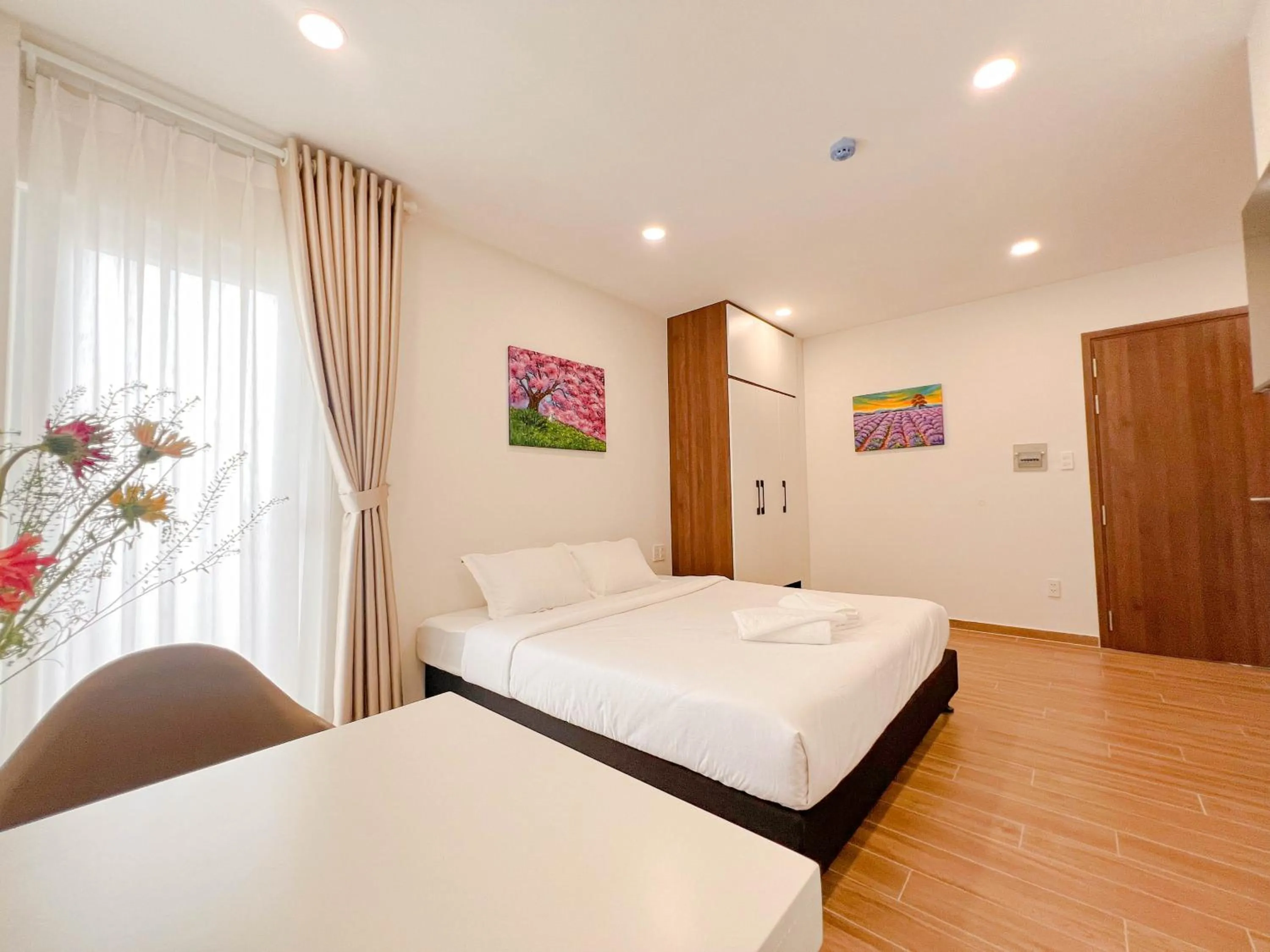 Photo of the whole room, Bed in Heyday apartment