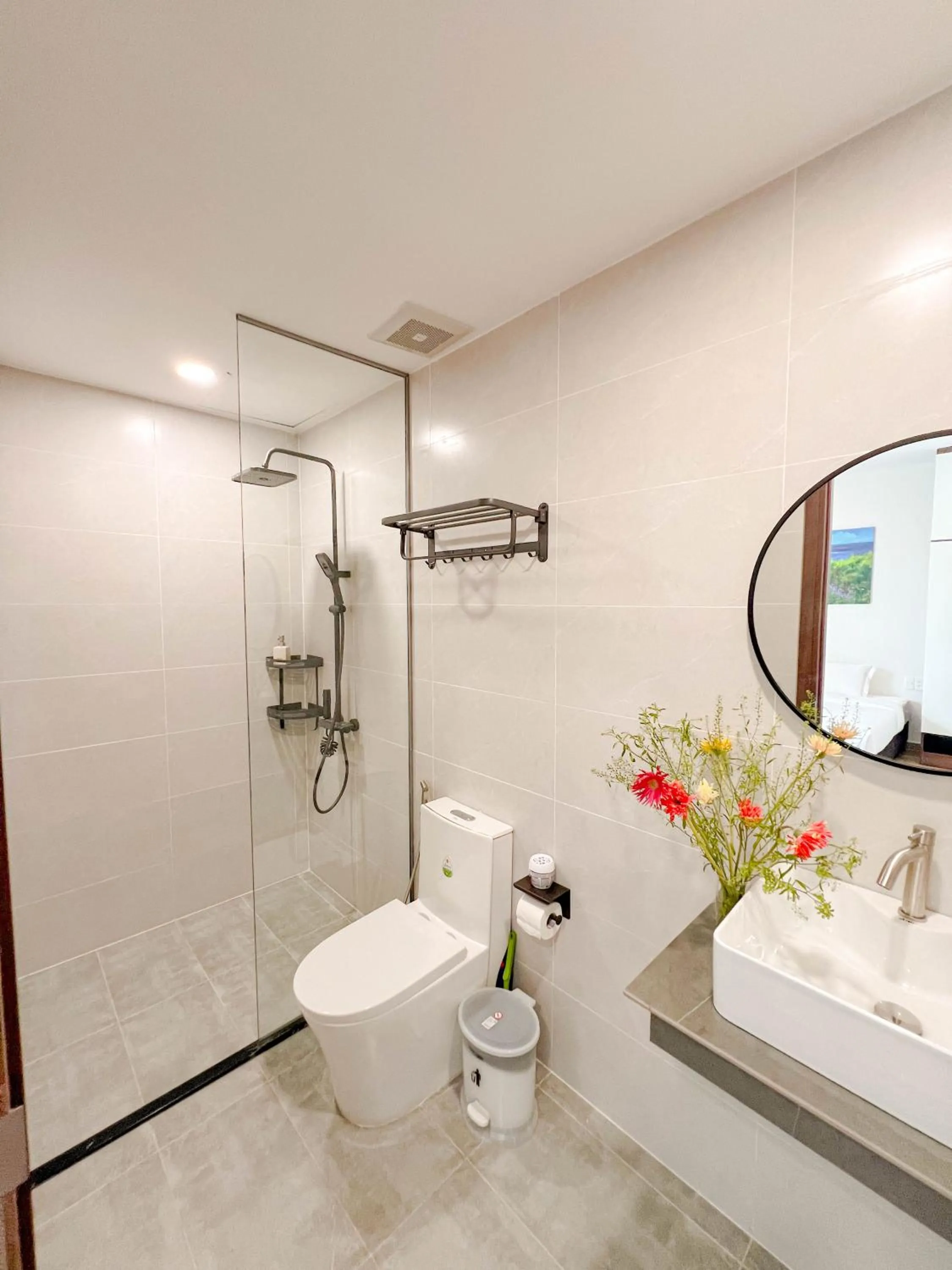 Toilet in Heyday apartment