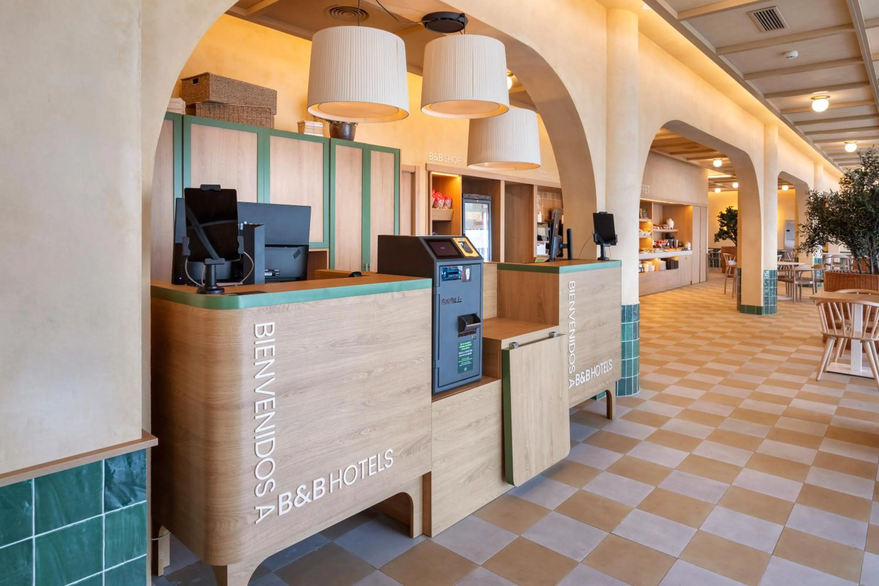 B&B HOTEL Sevilla Bormujos