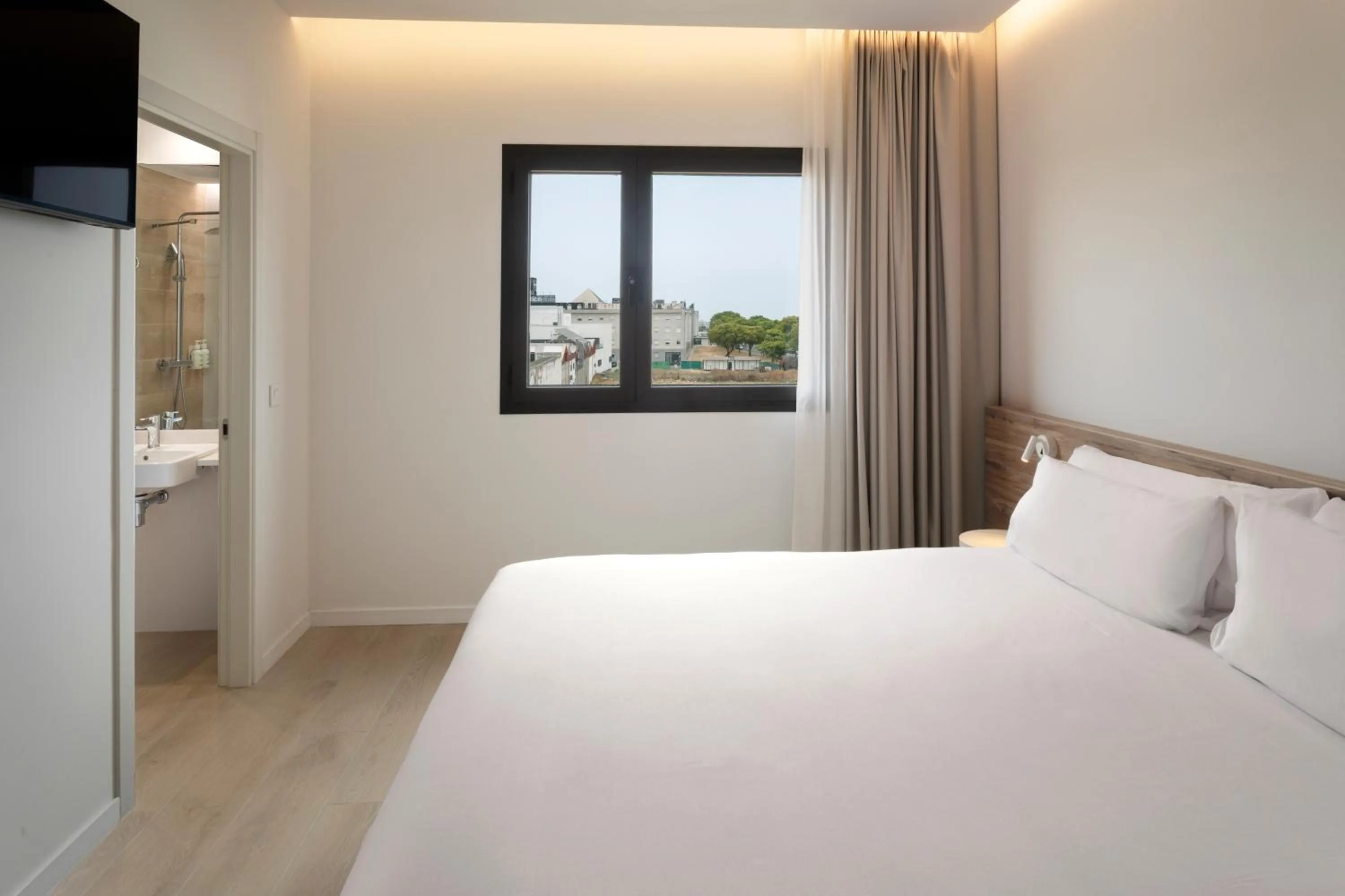 Bed in B&B HOTEL Sevilla Bormujos