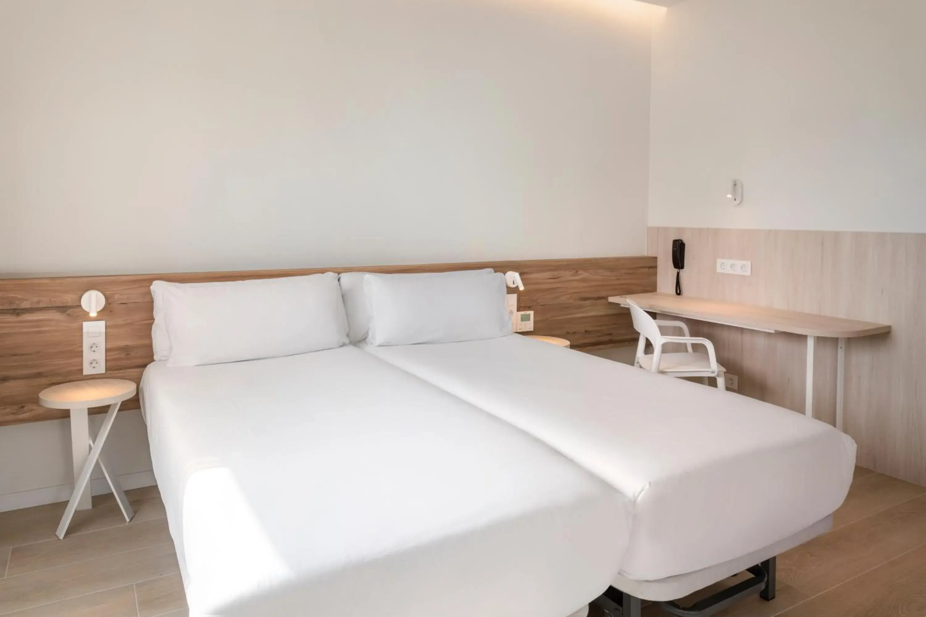 Twin Room in B&B HOTEL Sevilla Bormujos Twin Room in B&B HOTEL Sevilla Bormujos