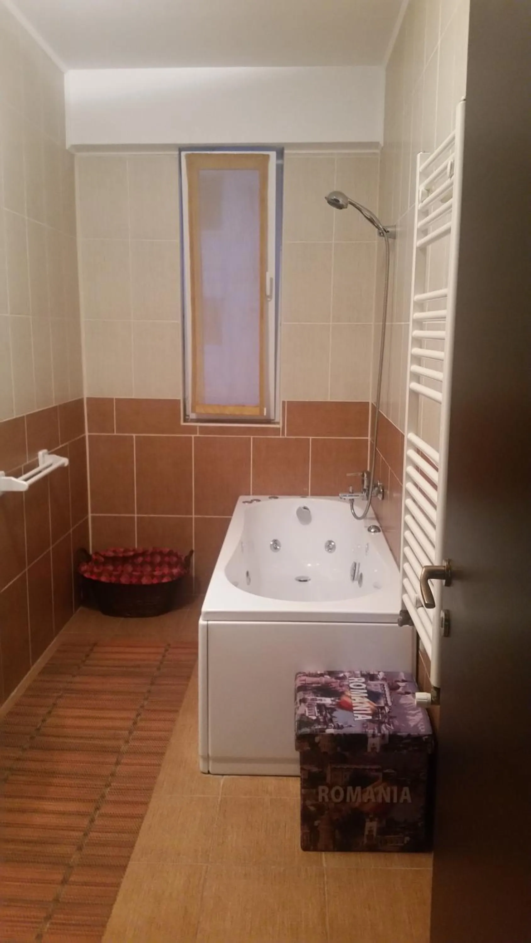 Bathroom in Apartment Siracuza Mamaia Nord