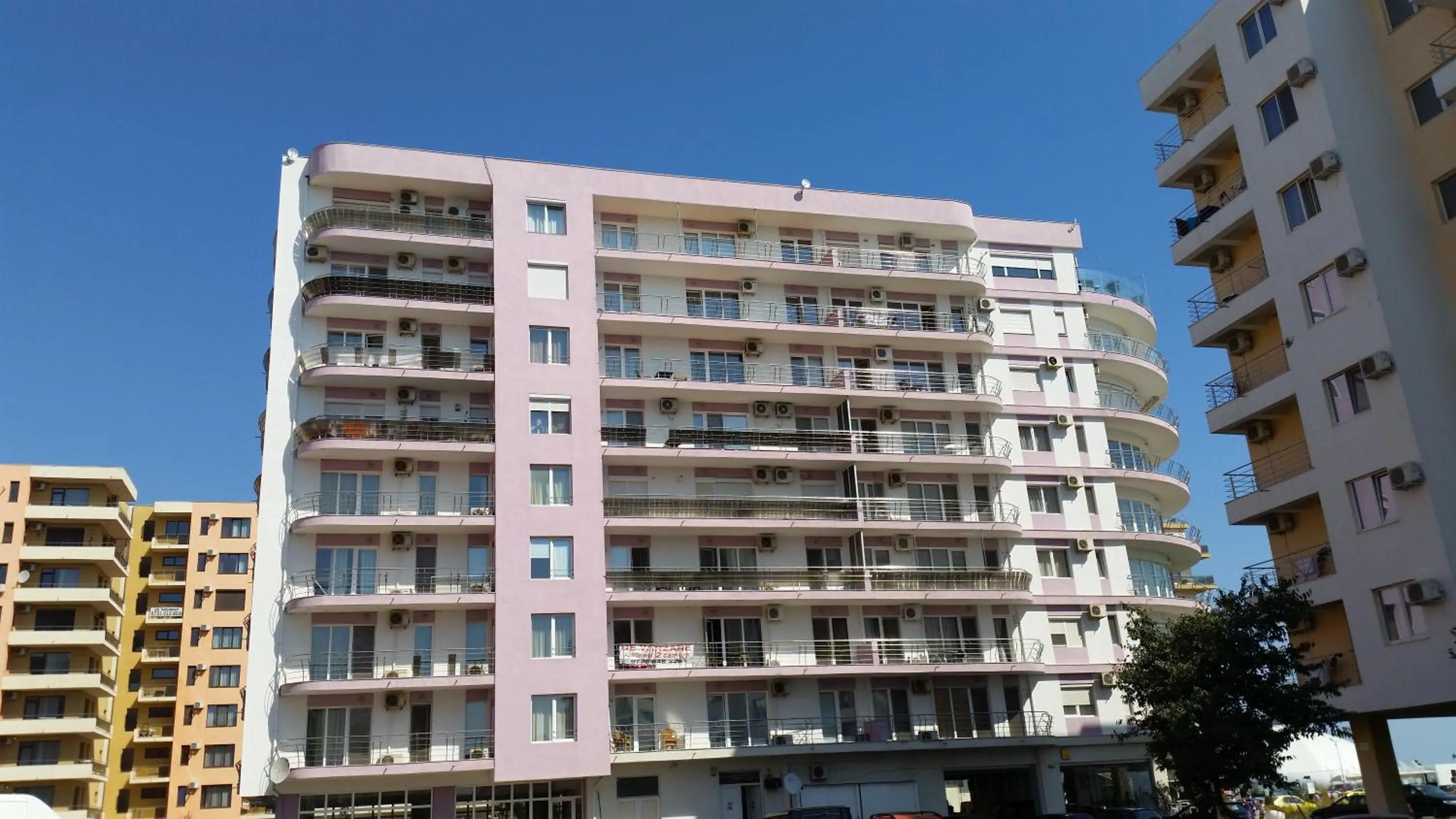 Property building in Apartment Siracuza Mamaia Nord