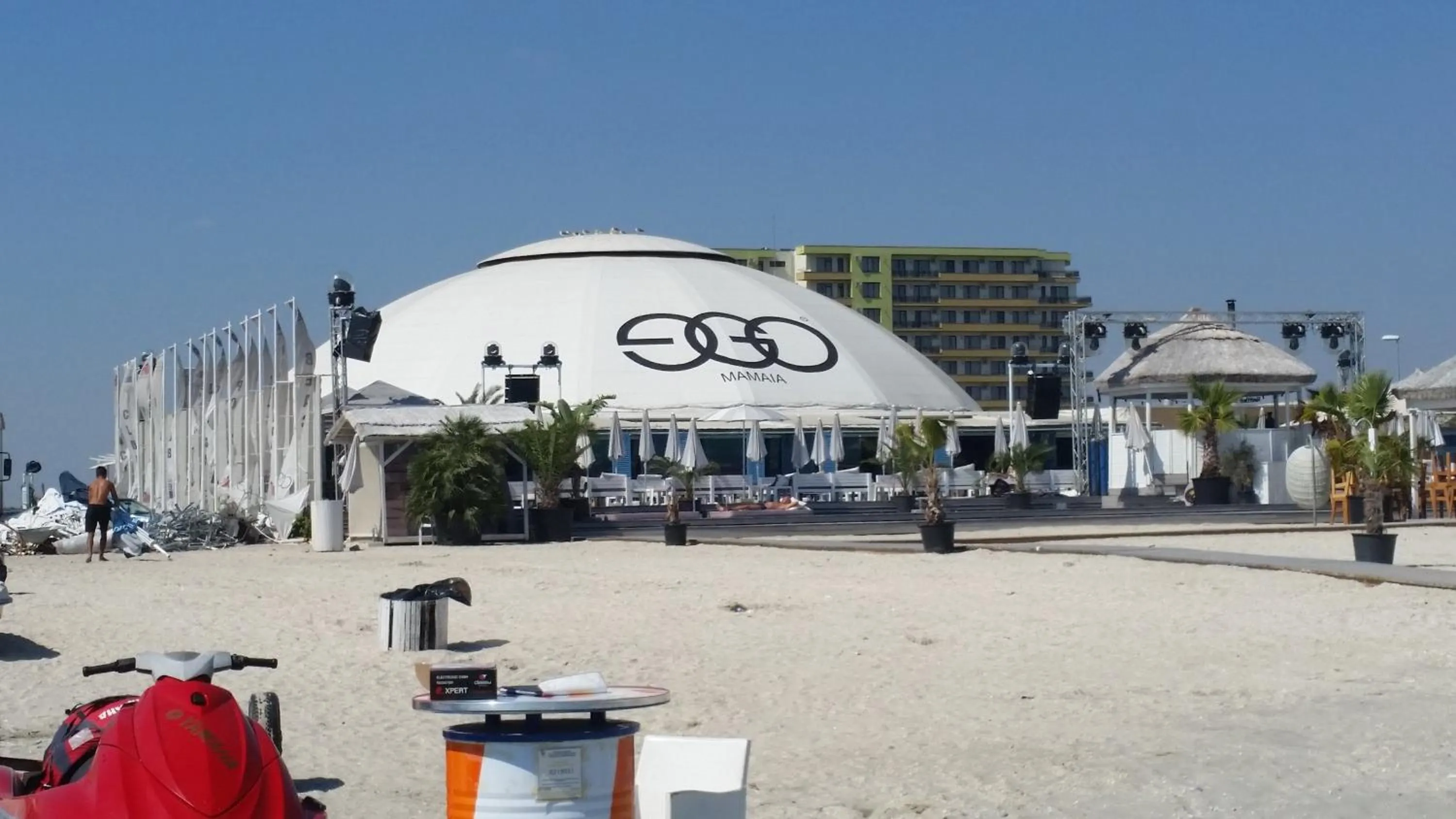 Nightclub / DJ in Apartment Siracuza Mamaia Nord