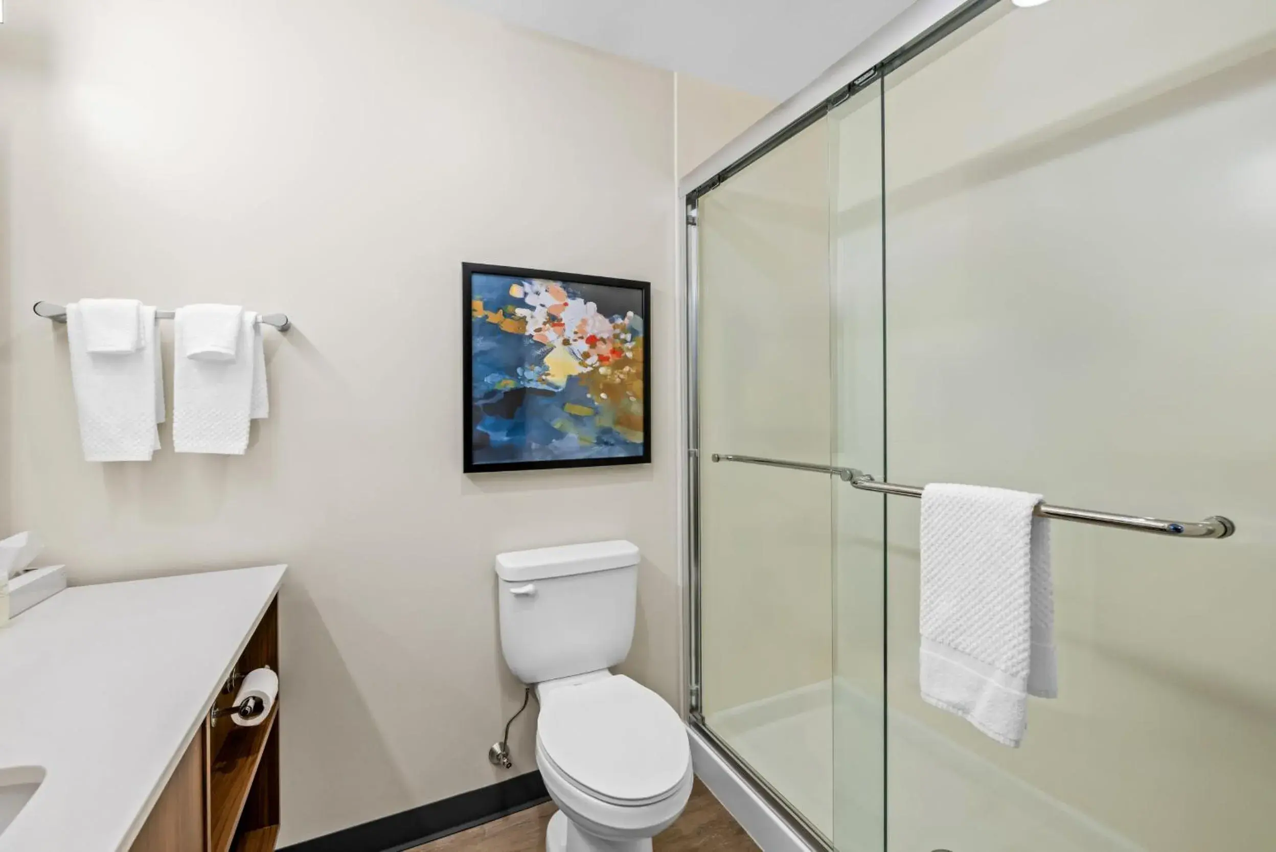 King Suite with Sofa - Non Smoking in Everhome Suites Rochester Greece King Suite with Sofa - Non Smoking in Everhome Suites Rochester Greece