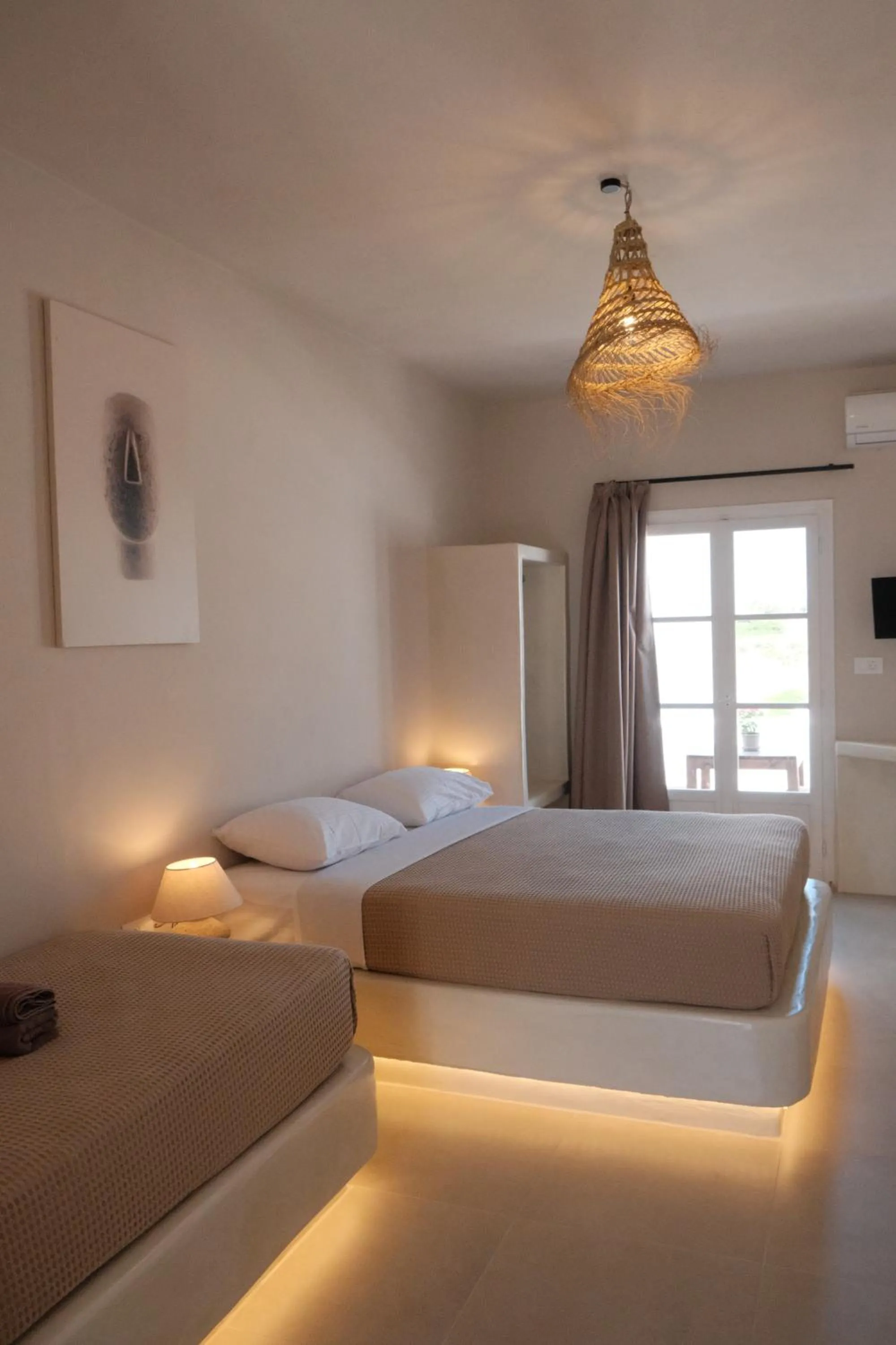 Bed in Cycladic Charm