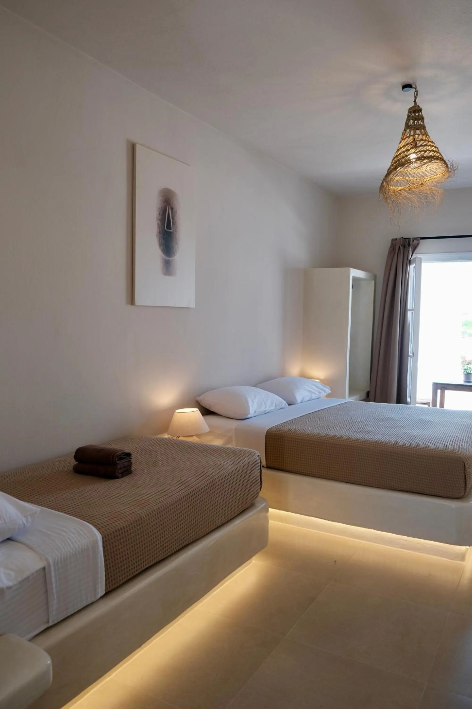 Bed in Cycladic Charm