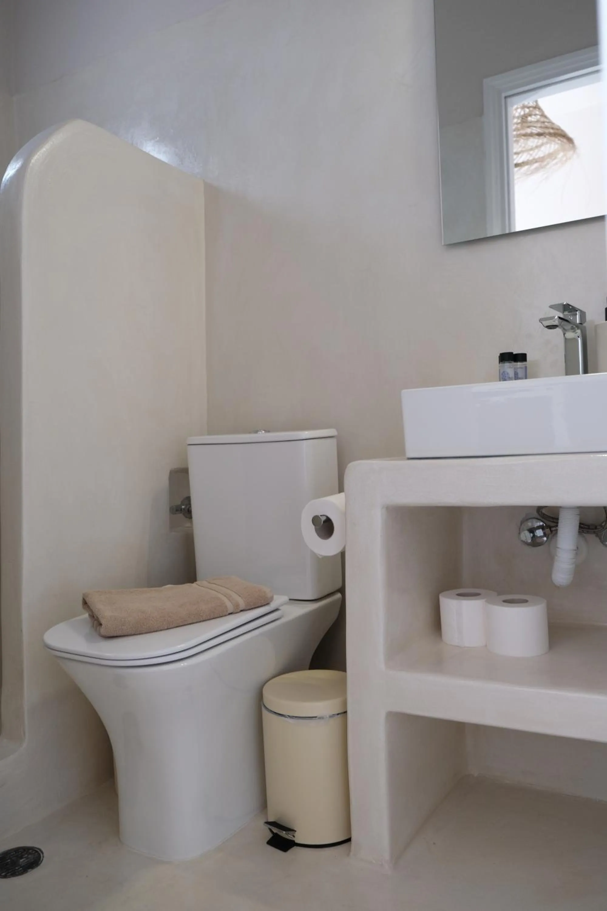 Cycladic Charm