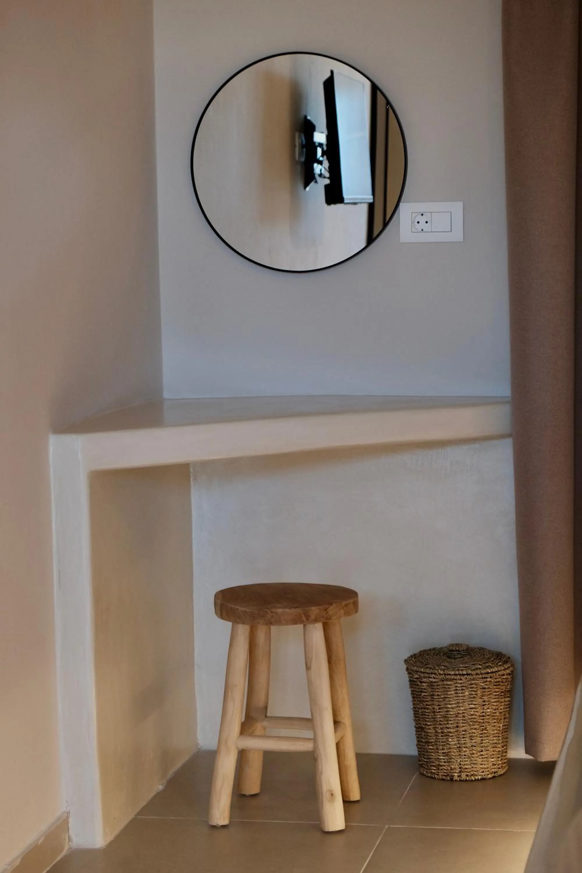 Cycladic Charm