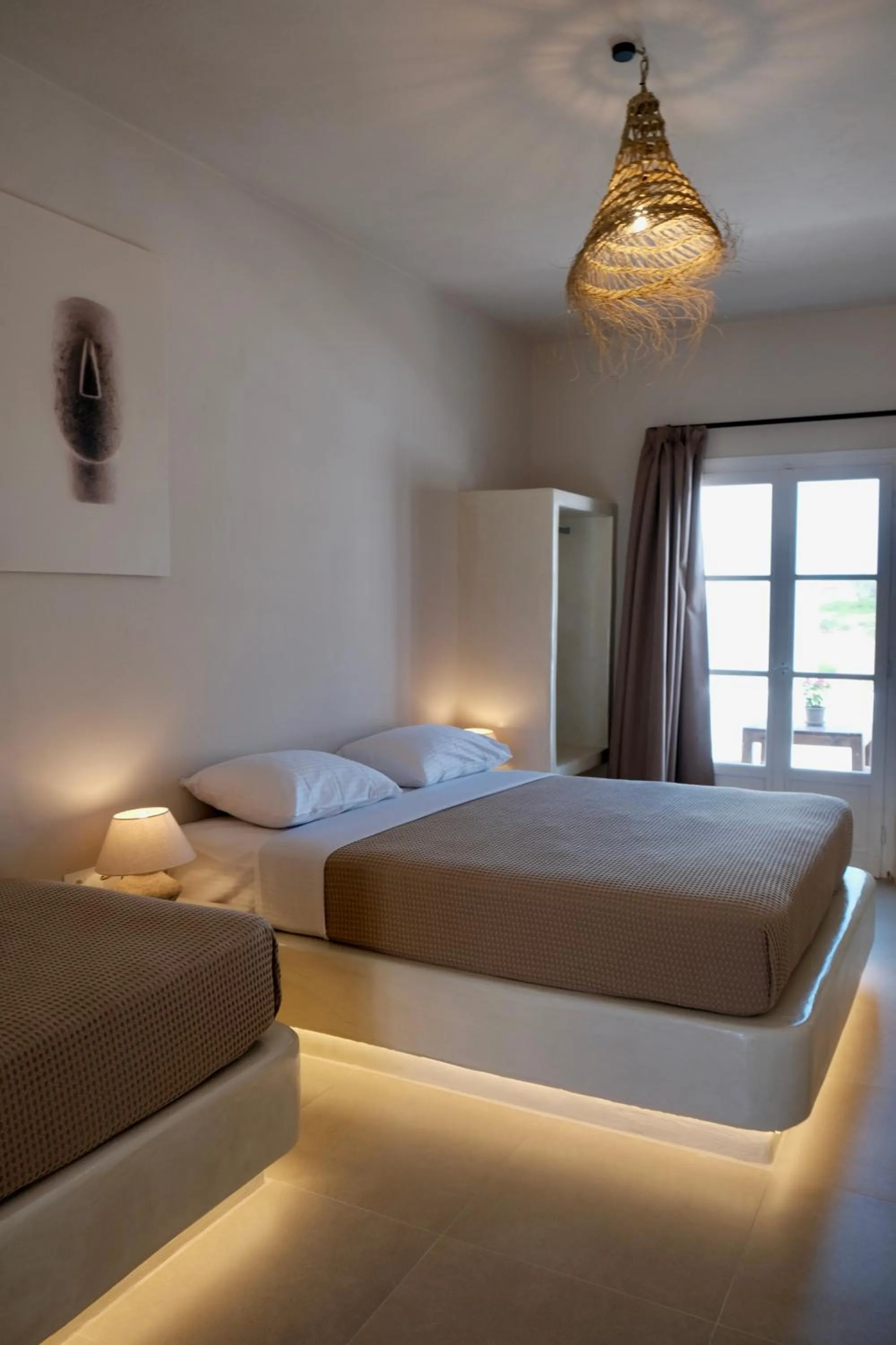 Bed in Cycladic Charm