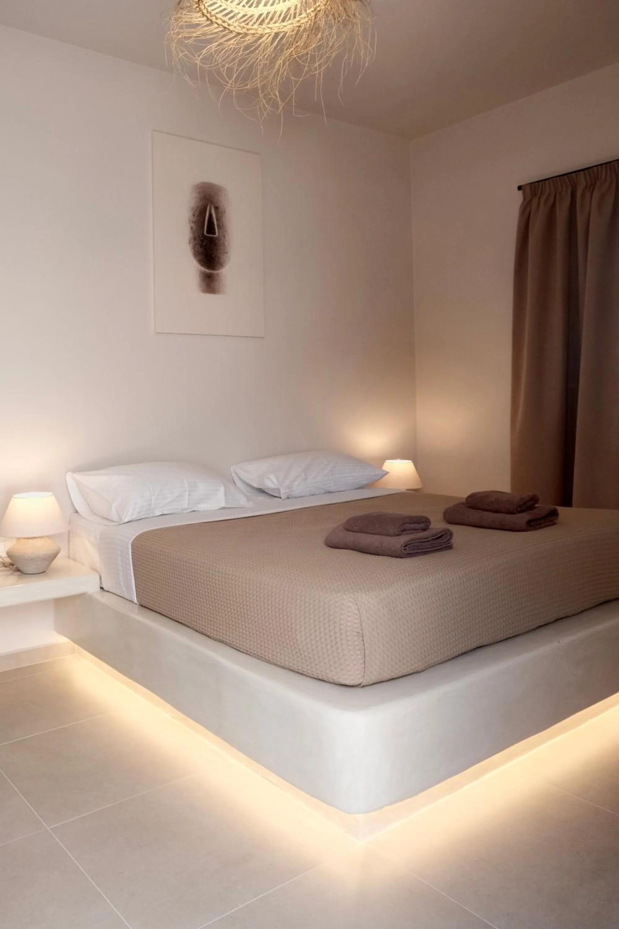 Bed in Cycladic Charm