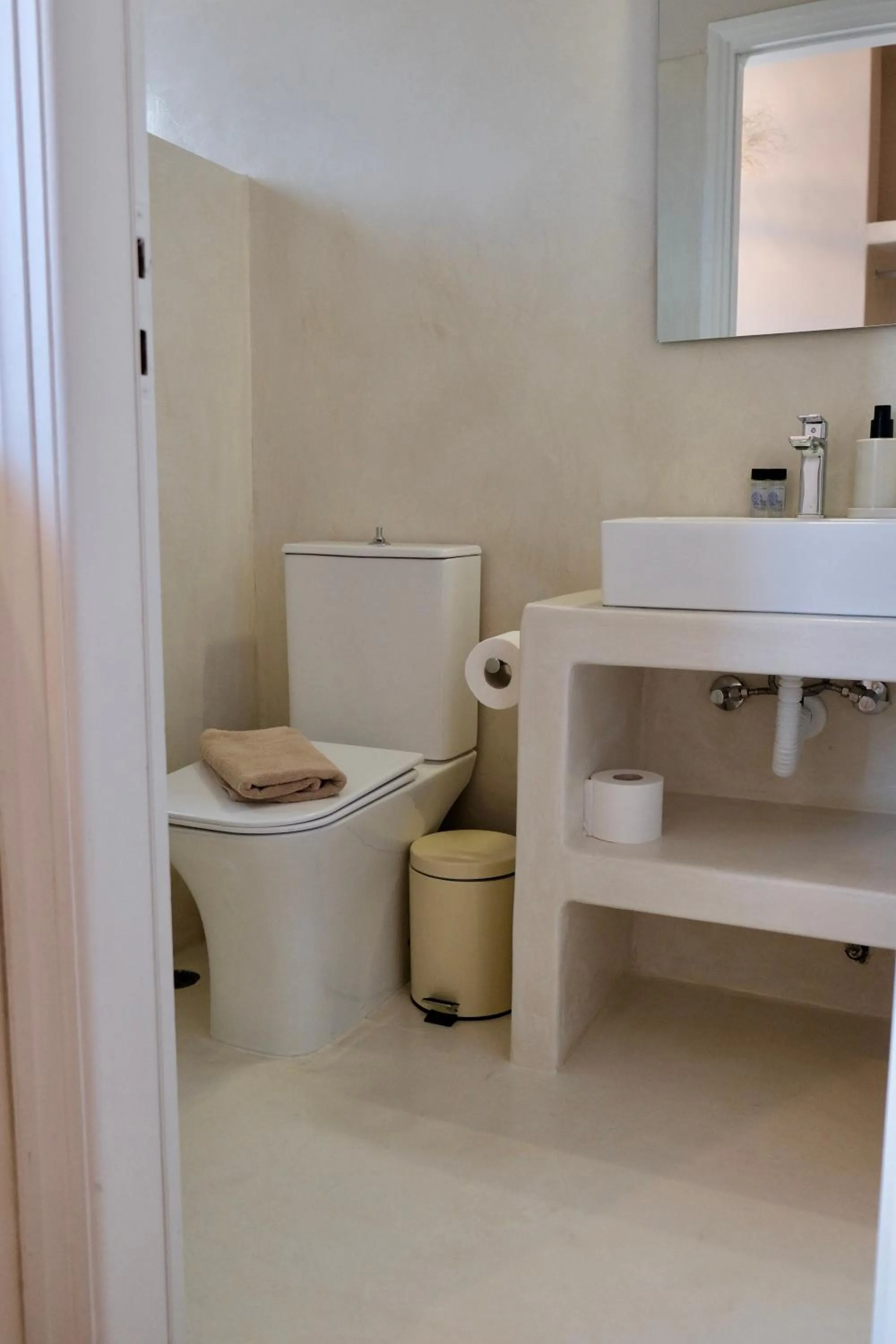 Cycladic Charm
