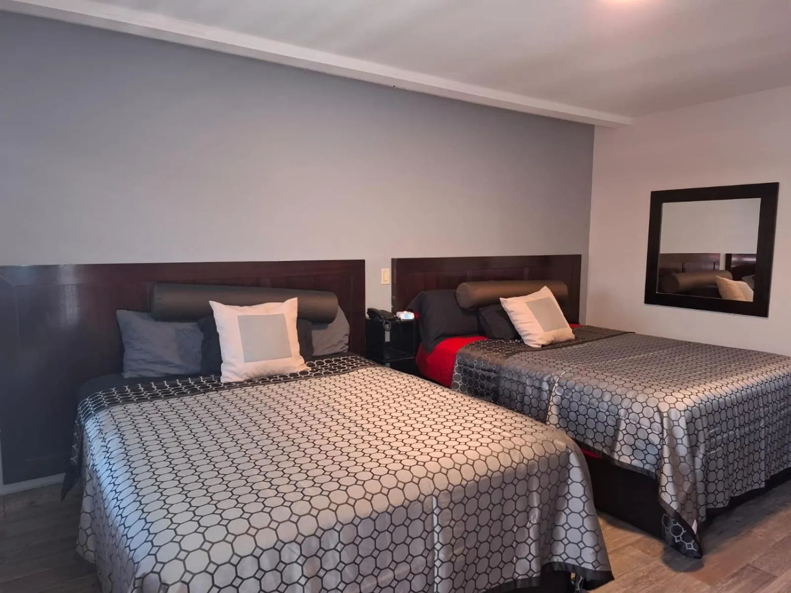 Bed in Lizvan Hotel-Motel