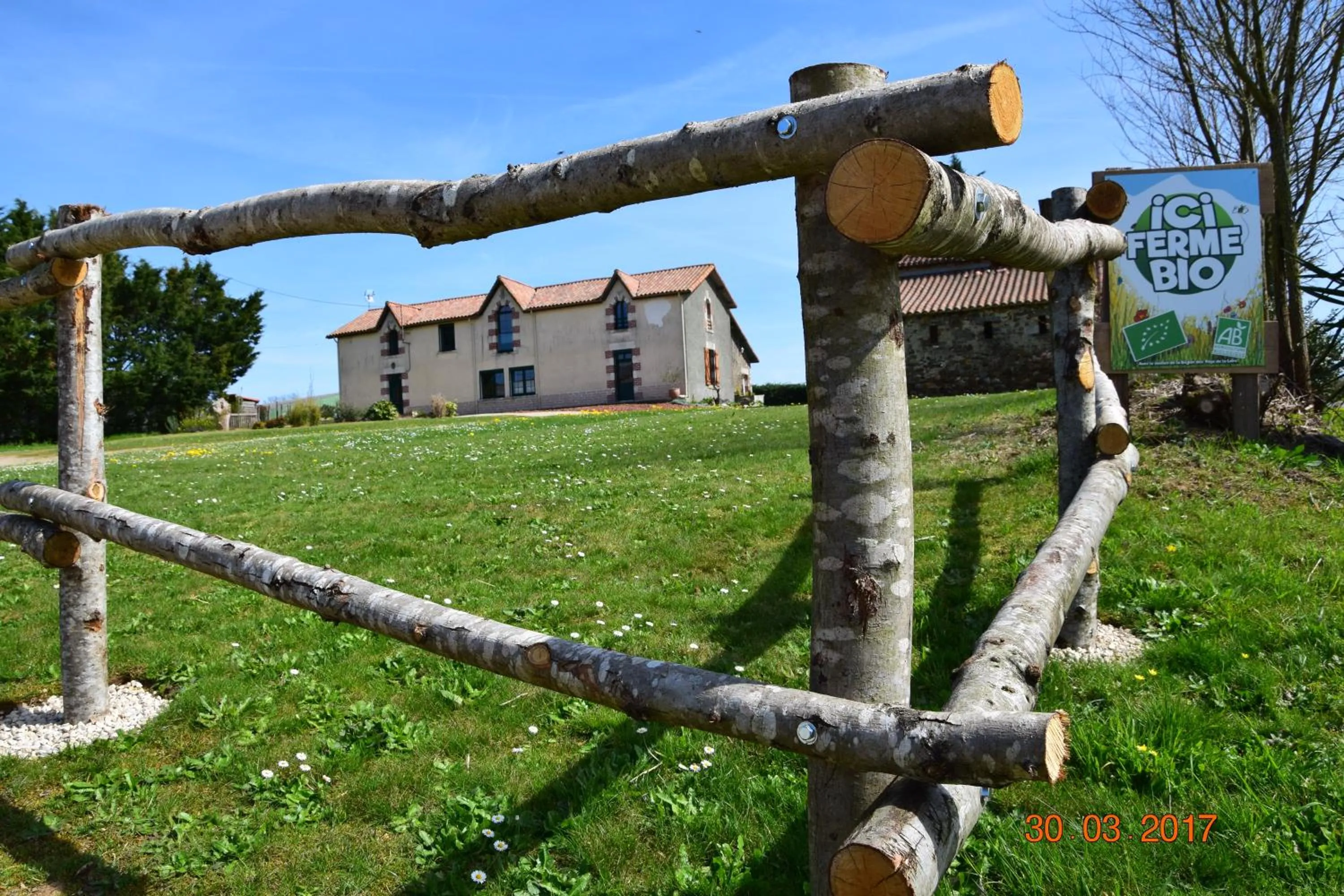 A la Haute Bouillere
