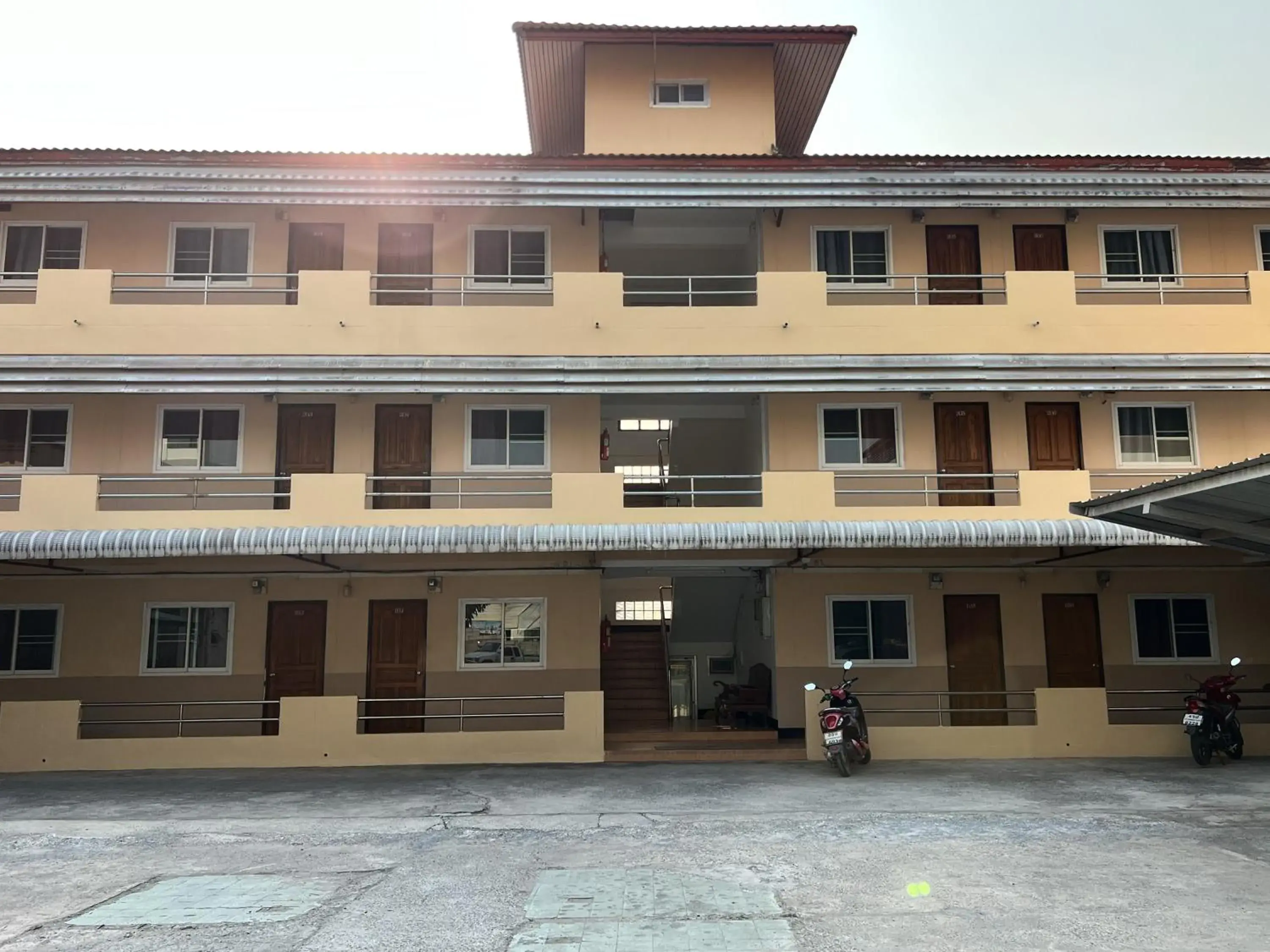 Property building in Jamjuree Place Property building in Jamjuree Place