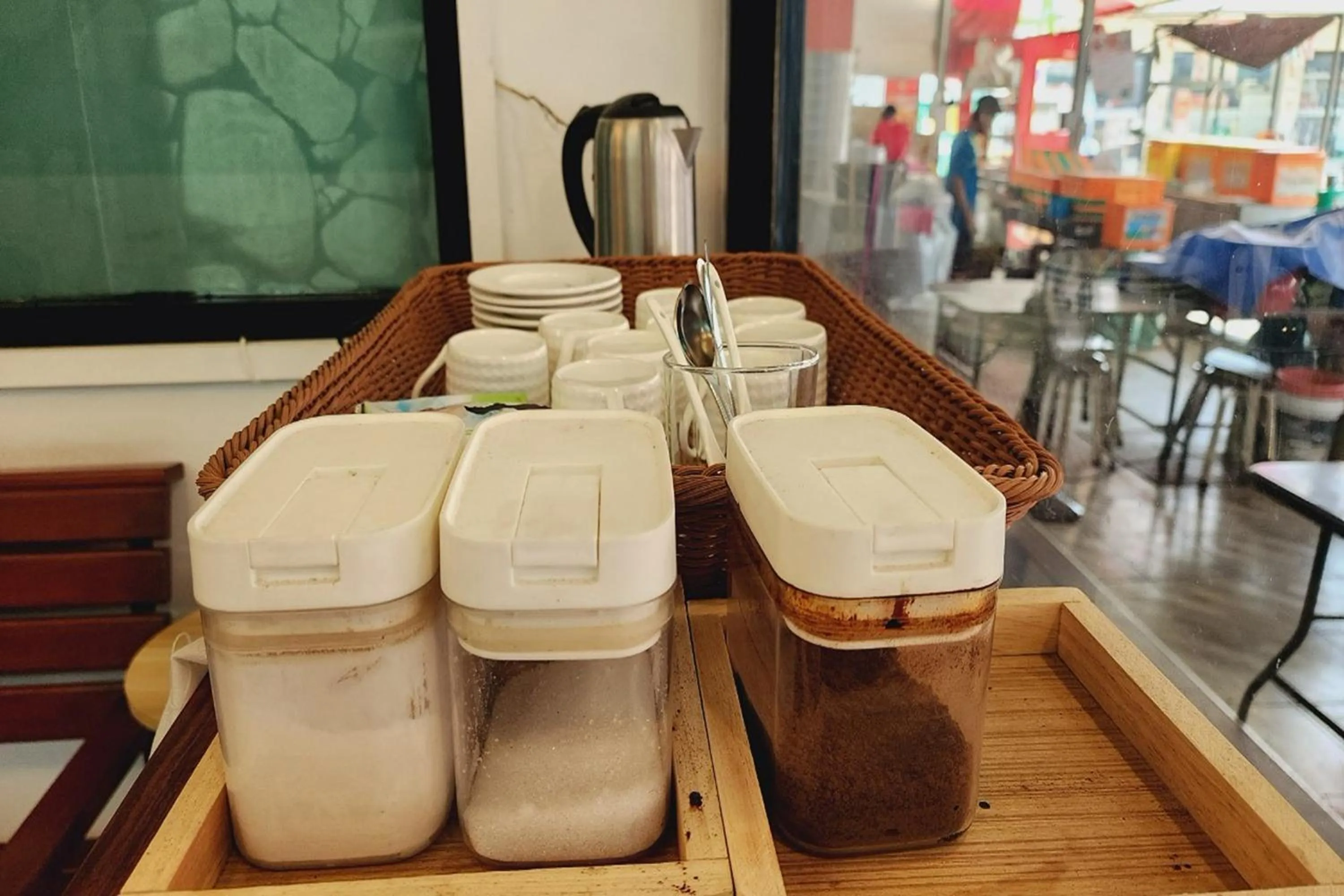 Coffee/tea facilities in Zenith Life Hotel