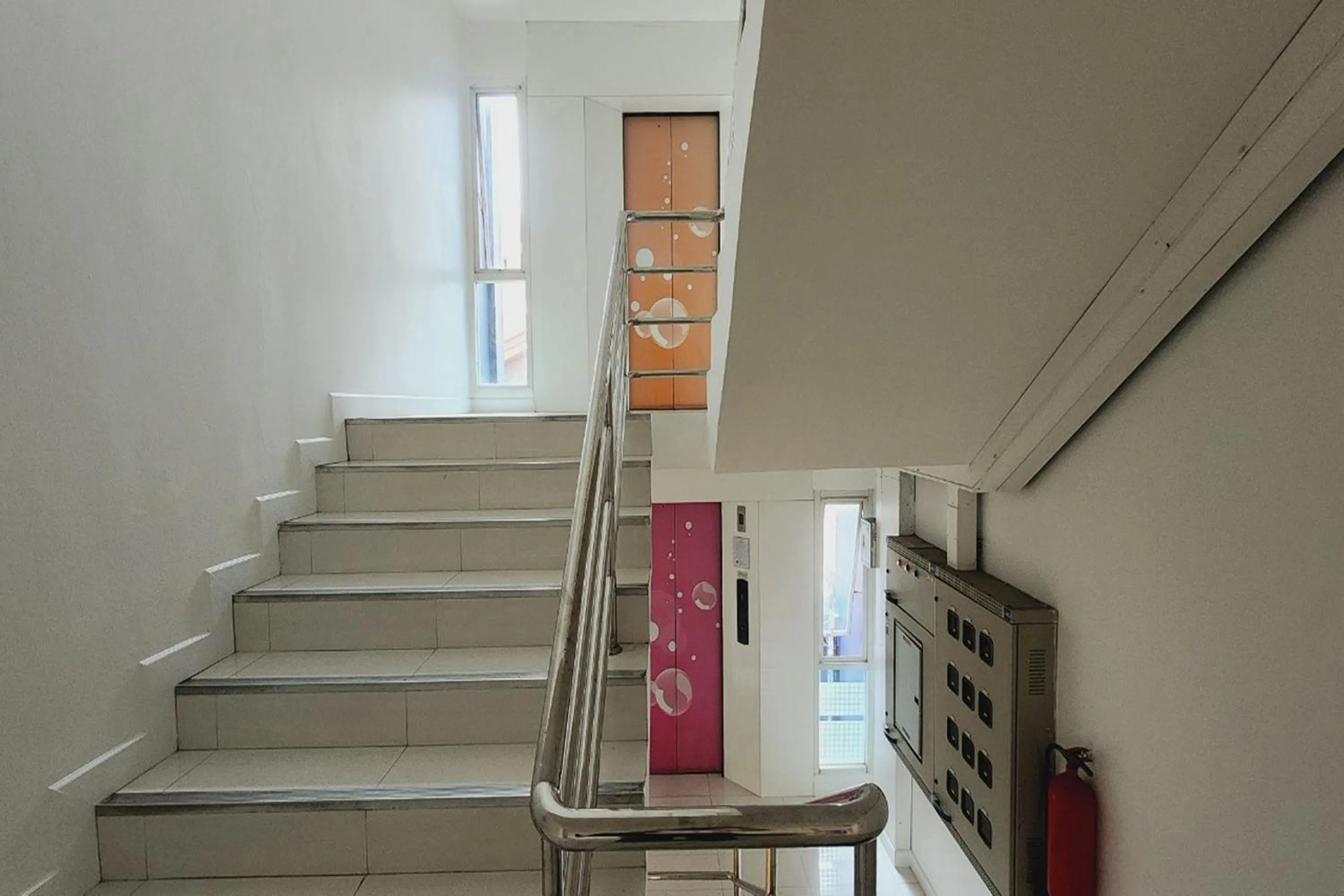 Area and facilities in Zenith Life Hotel