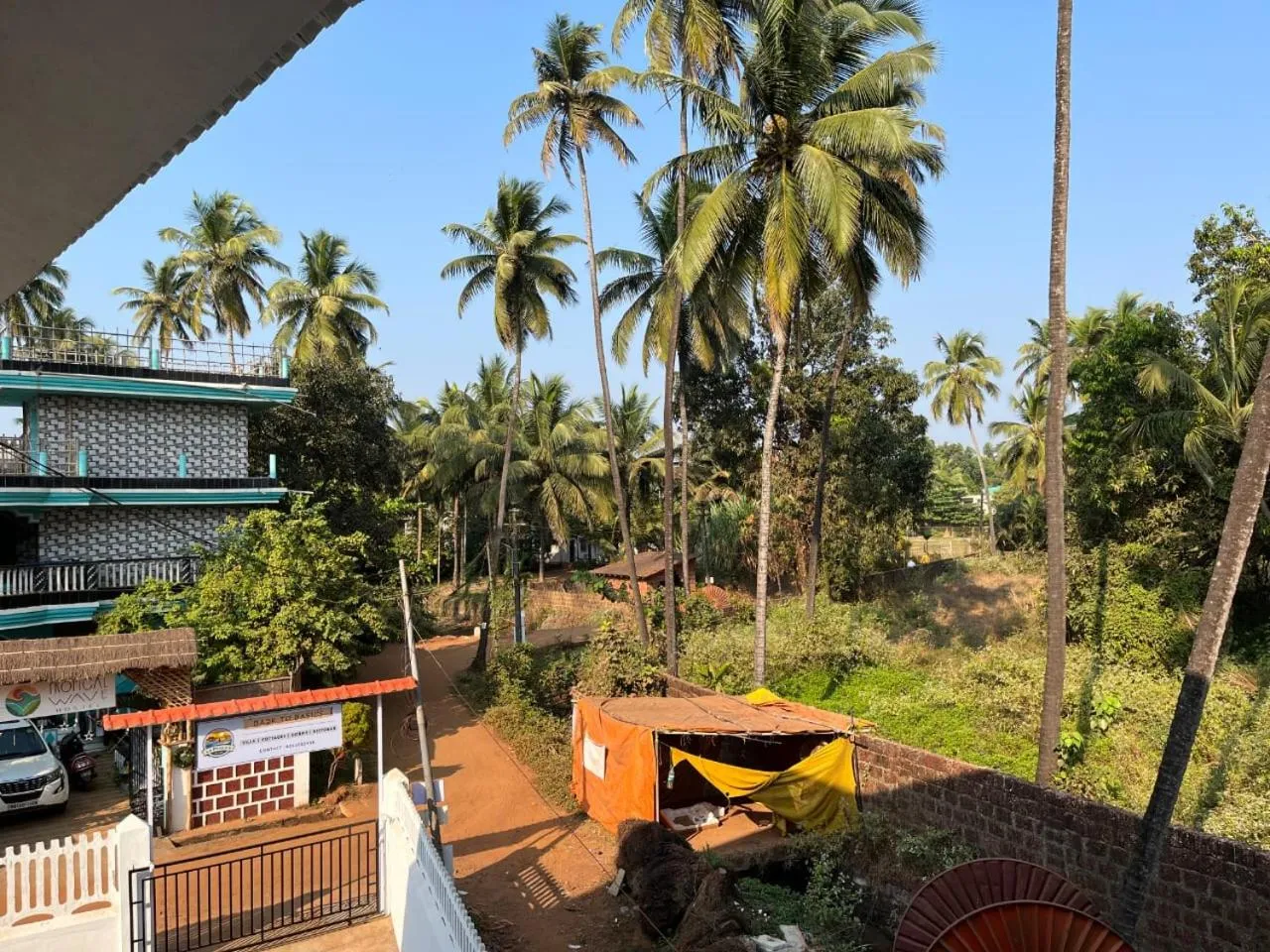 Property building in La Paulo's Back to Basic Beach Resort