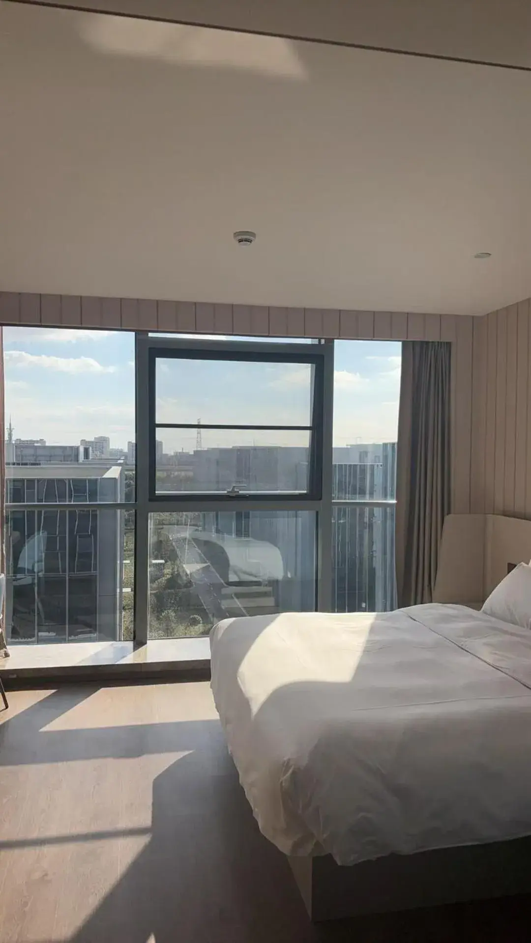 Bedroom in Hanting Hotel Shanghai Lingang New City Wanda Plaza Bedroom in Hanting Hotel Shanghai Lingang New City Wanda Plaza