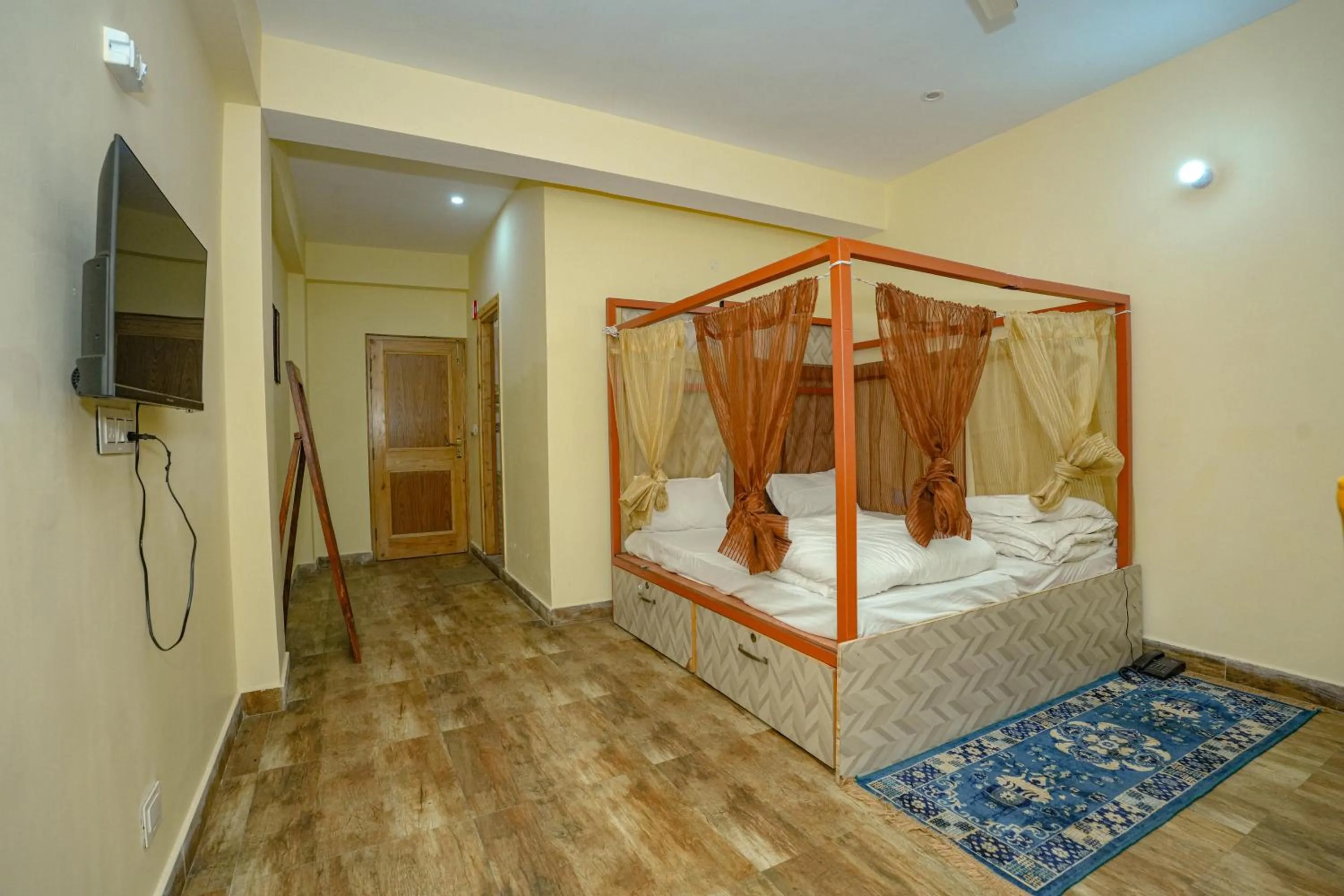 Bed in The Himalayan Stories - A Riverside Heaven Resort