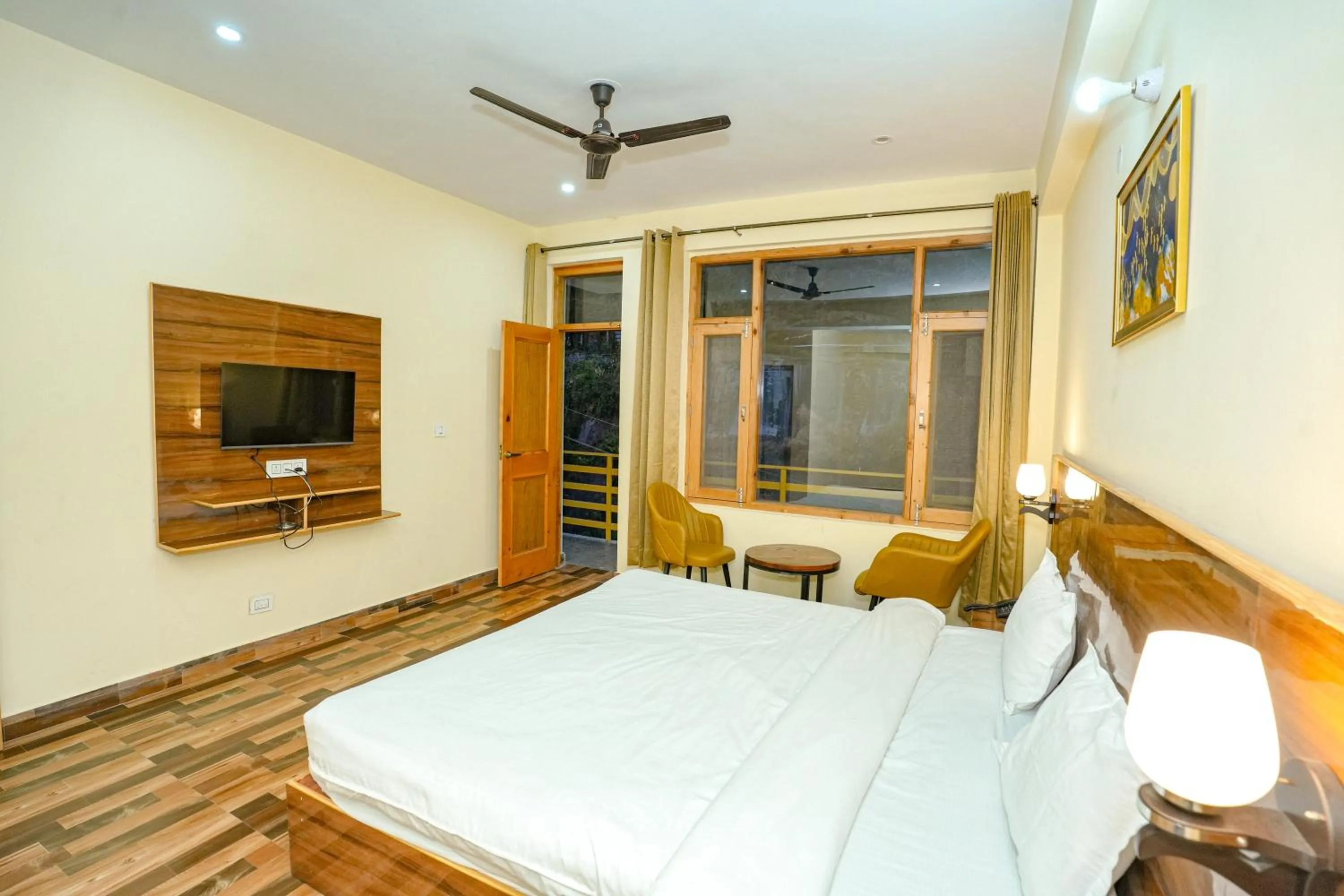 Bed in The Himalayan Stories - A Riverside Heaven Resort