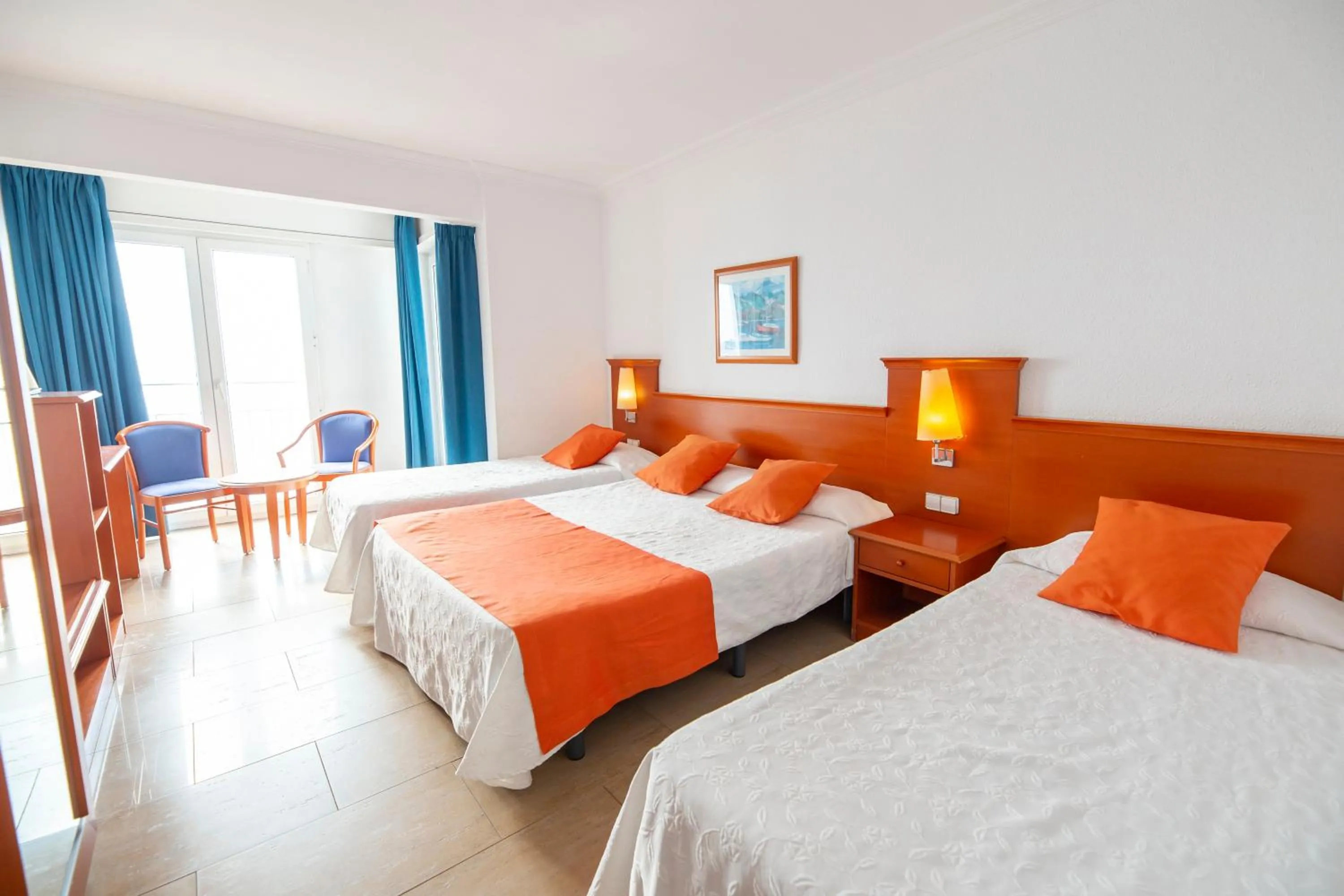 Photo of the whole room, Bed in Hotel Risech