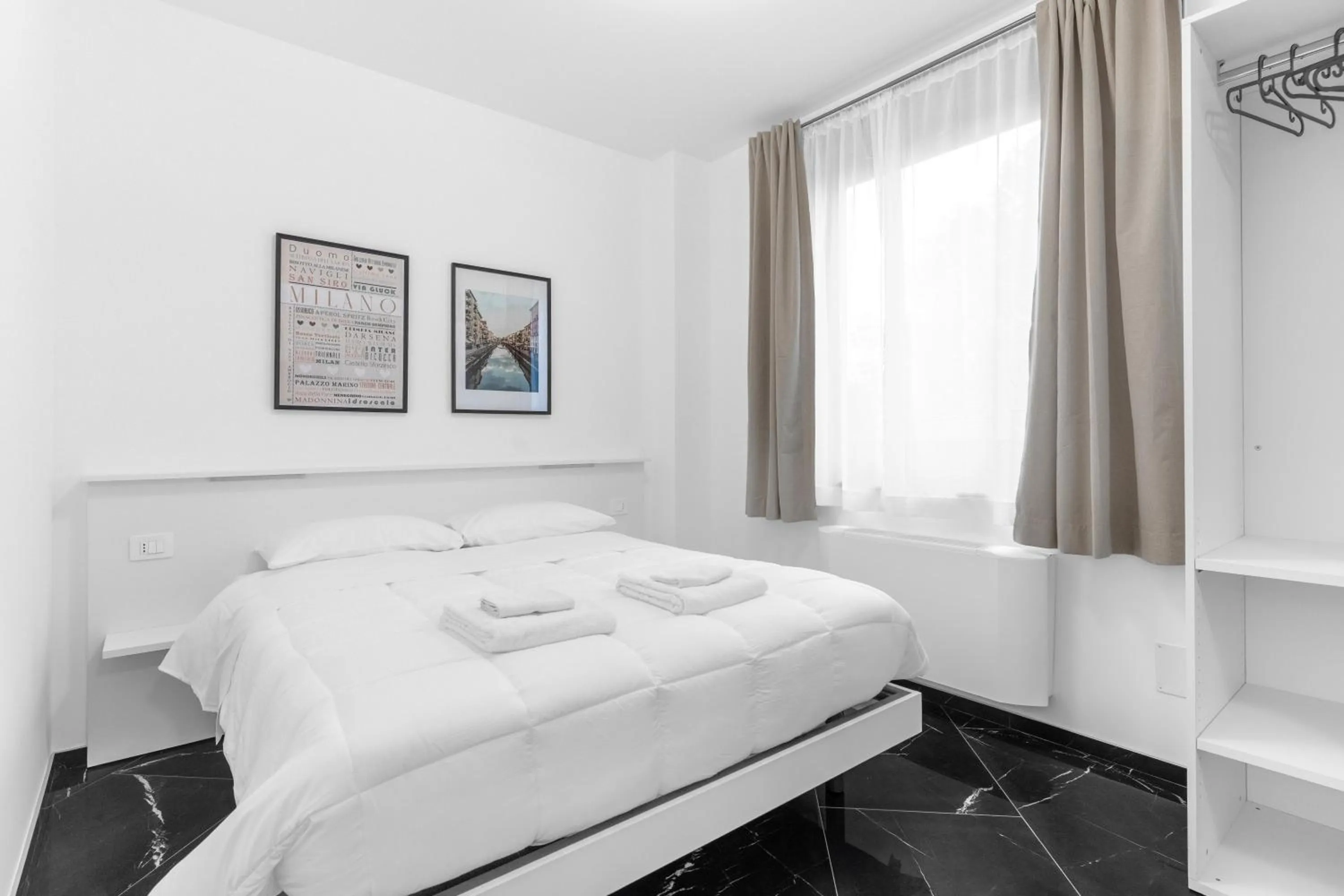 Bed in Ponale Suites Foresteria Lombarda