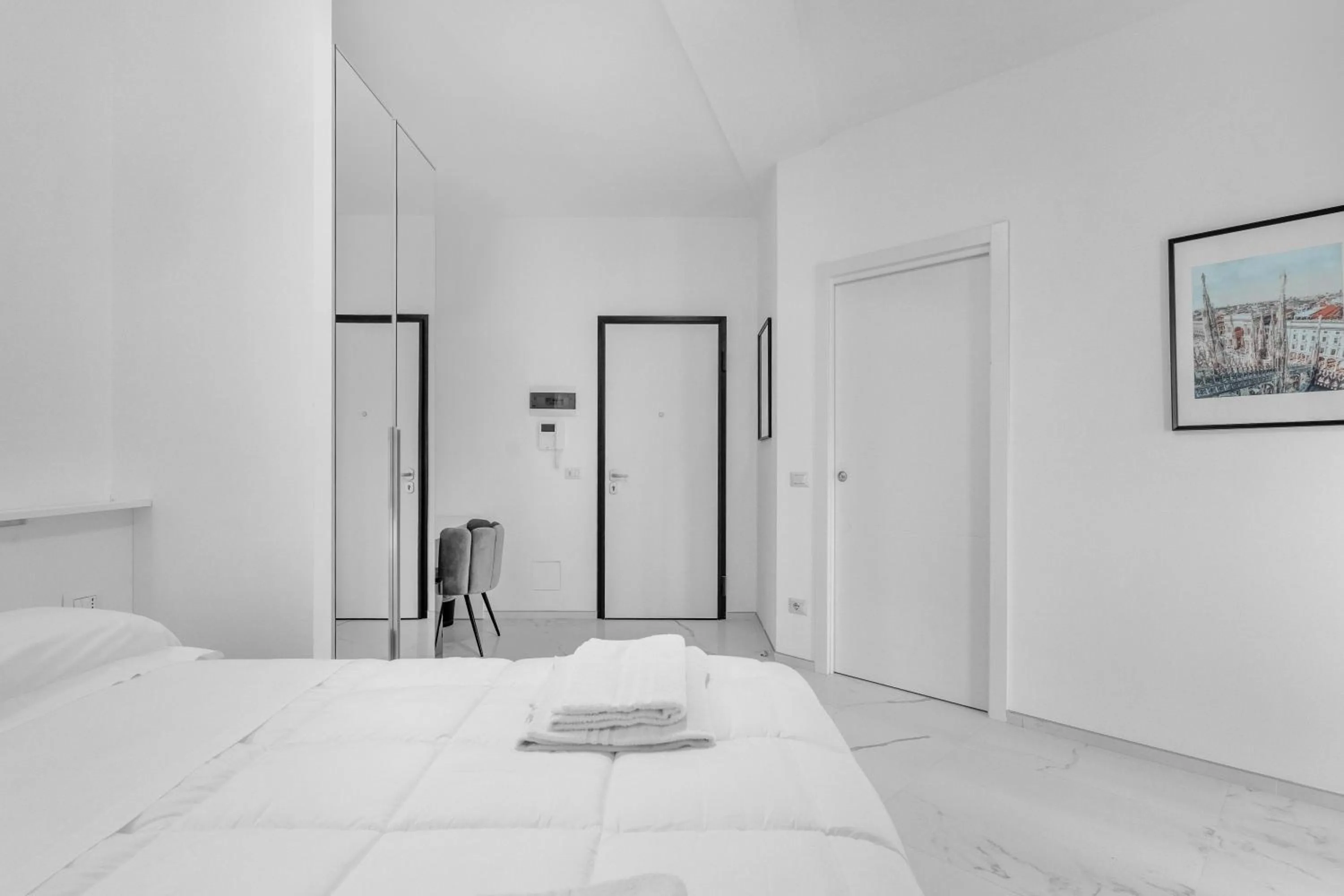 Bed in Ponale Suites Foresteria Lombarda