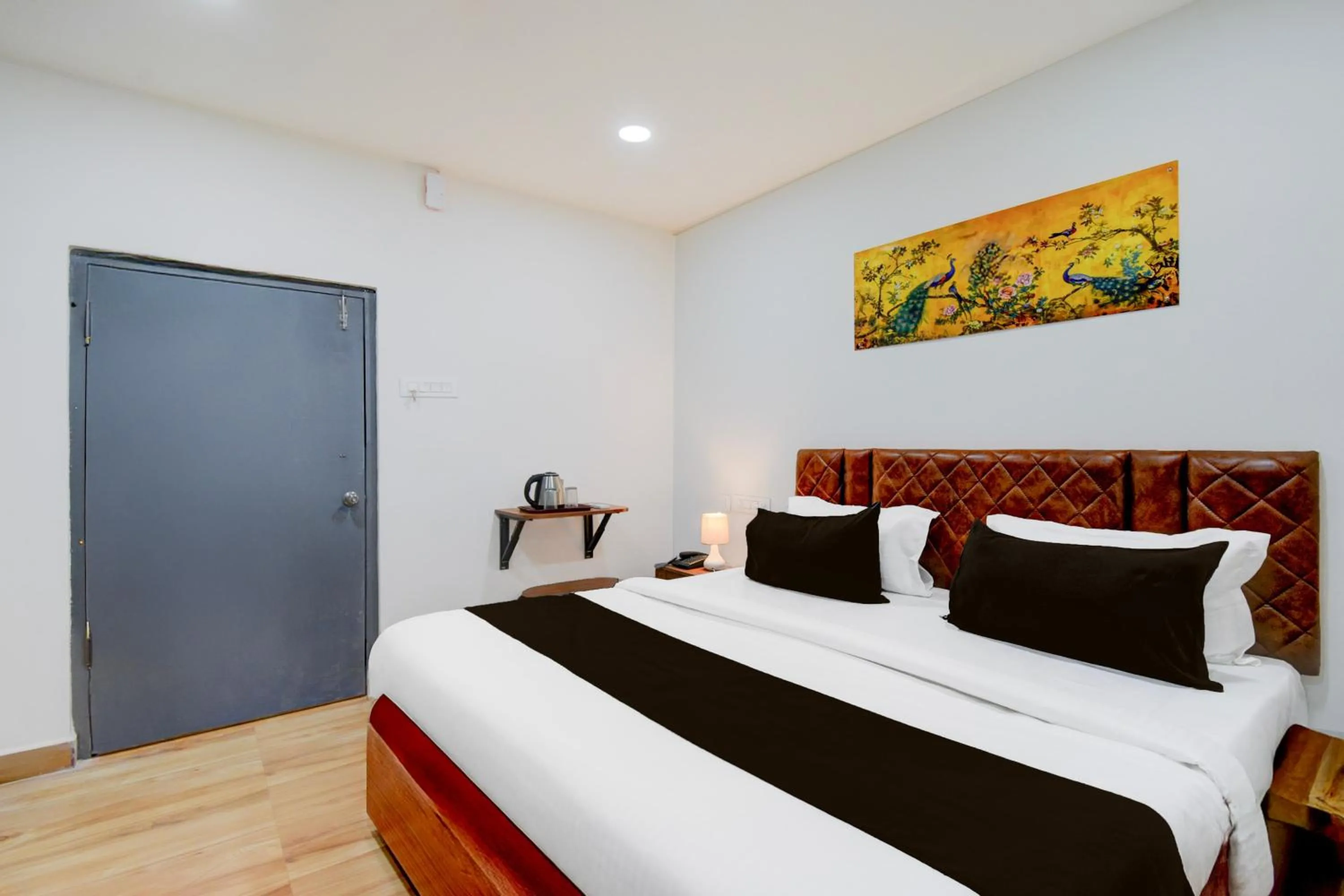 Bedroom, Bed in Super Townhouse Vanasthalipuram Near Deer National Park