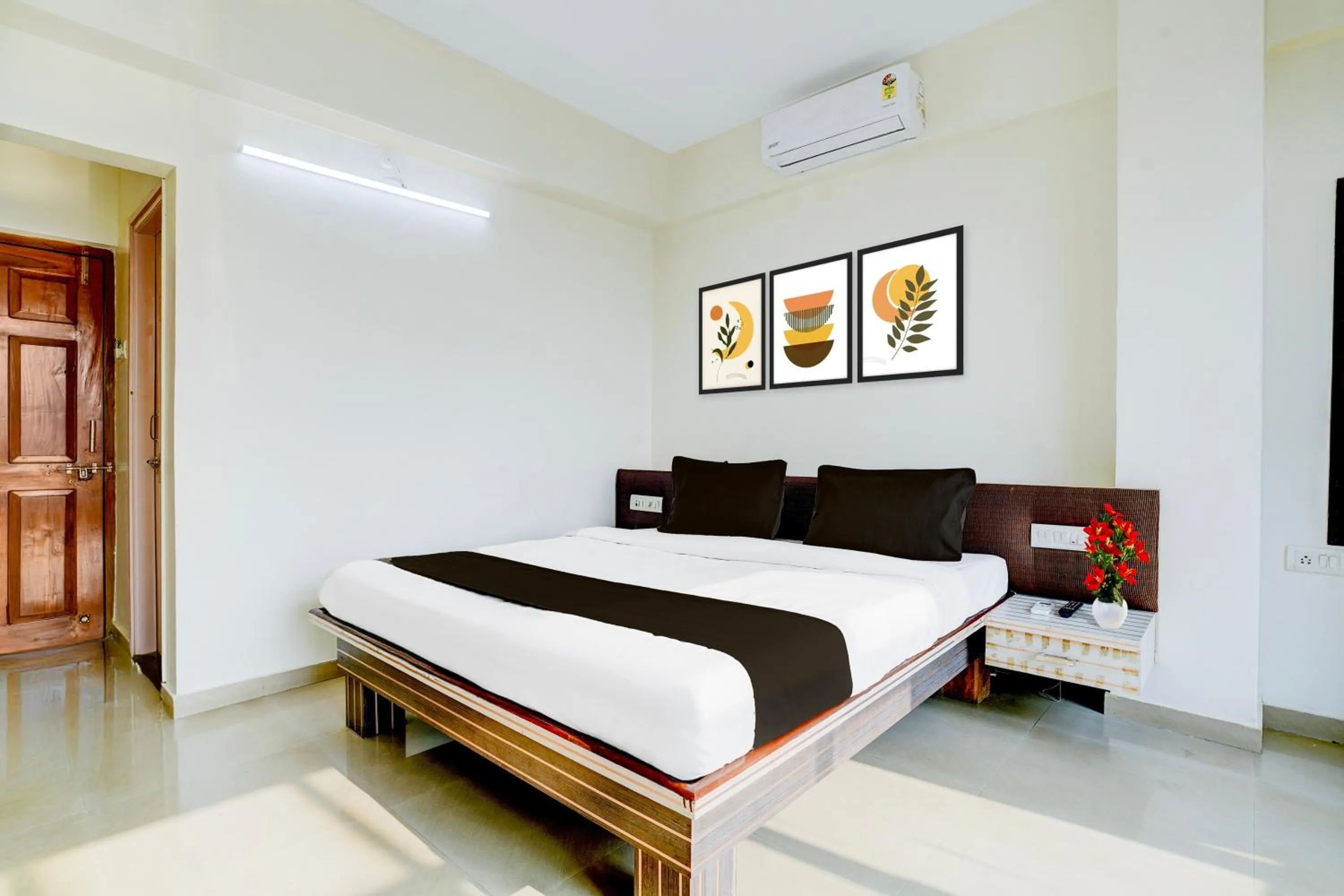 Super Hotel O Pachgaon Near Kolhapur Film Institute
