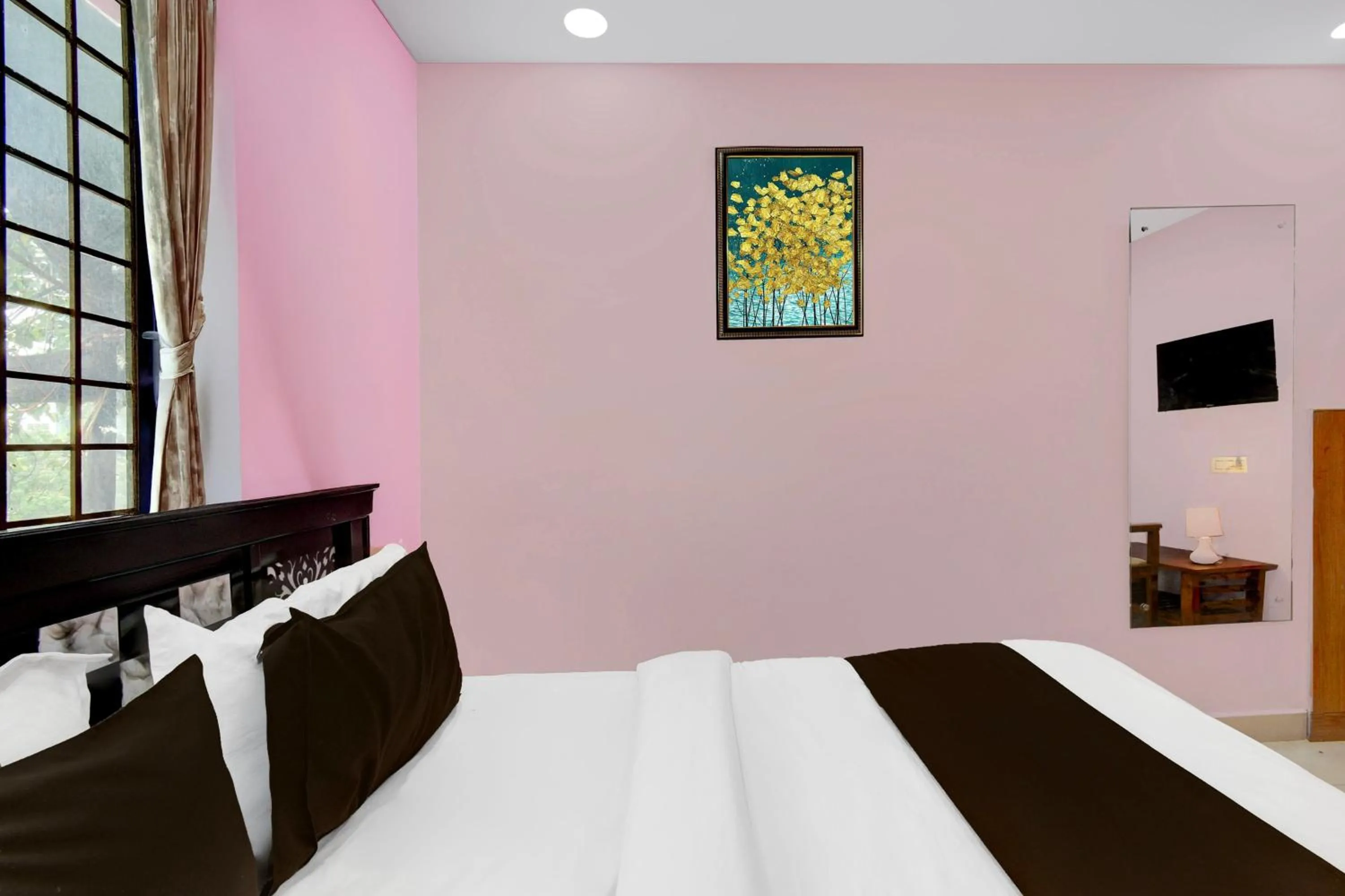 Hotel O Lakdikapul Near Birla Mandir