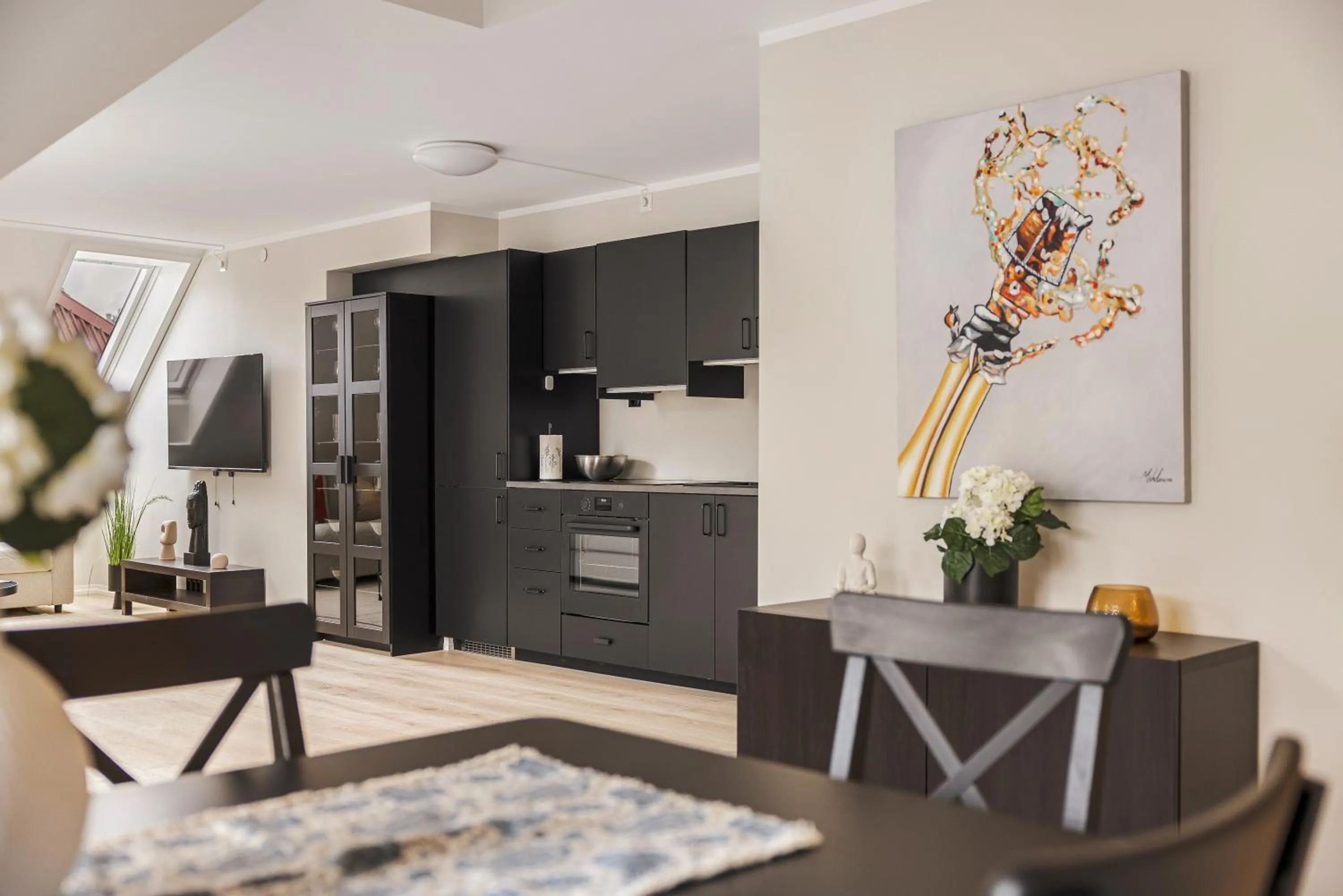 Kitchen or kitchenette in Rosenberg Apartments