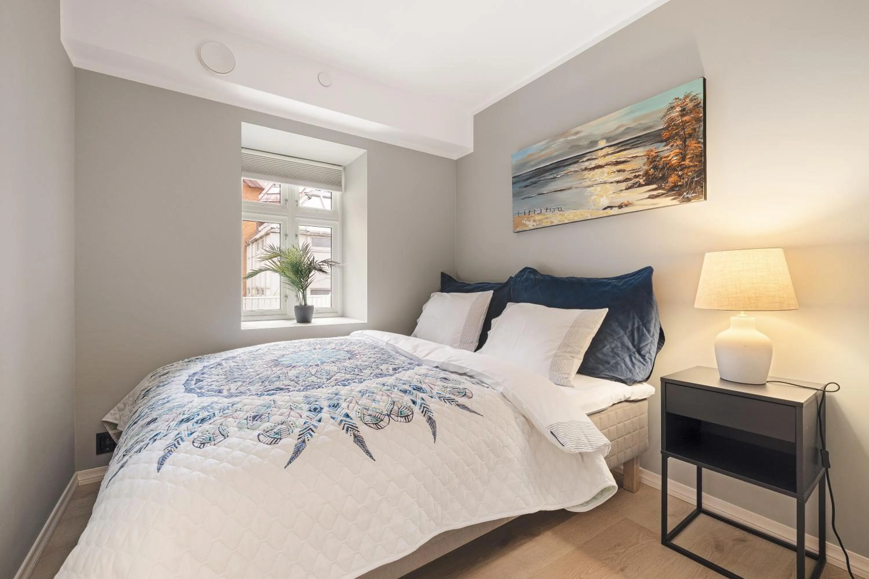 Bed in Rosenberg Apartments