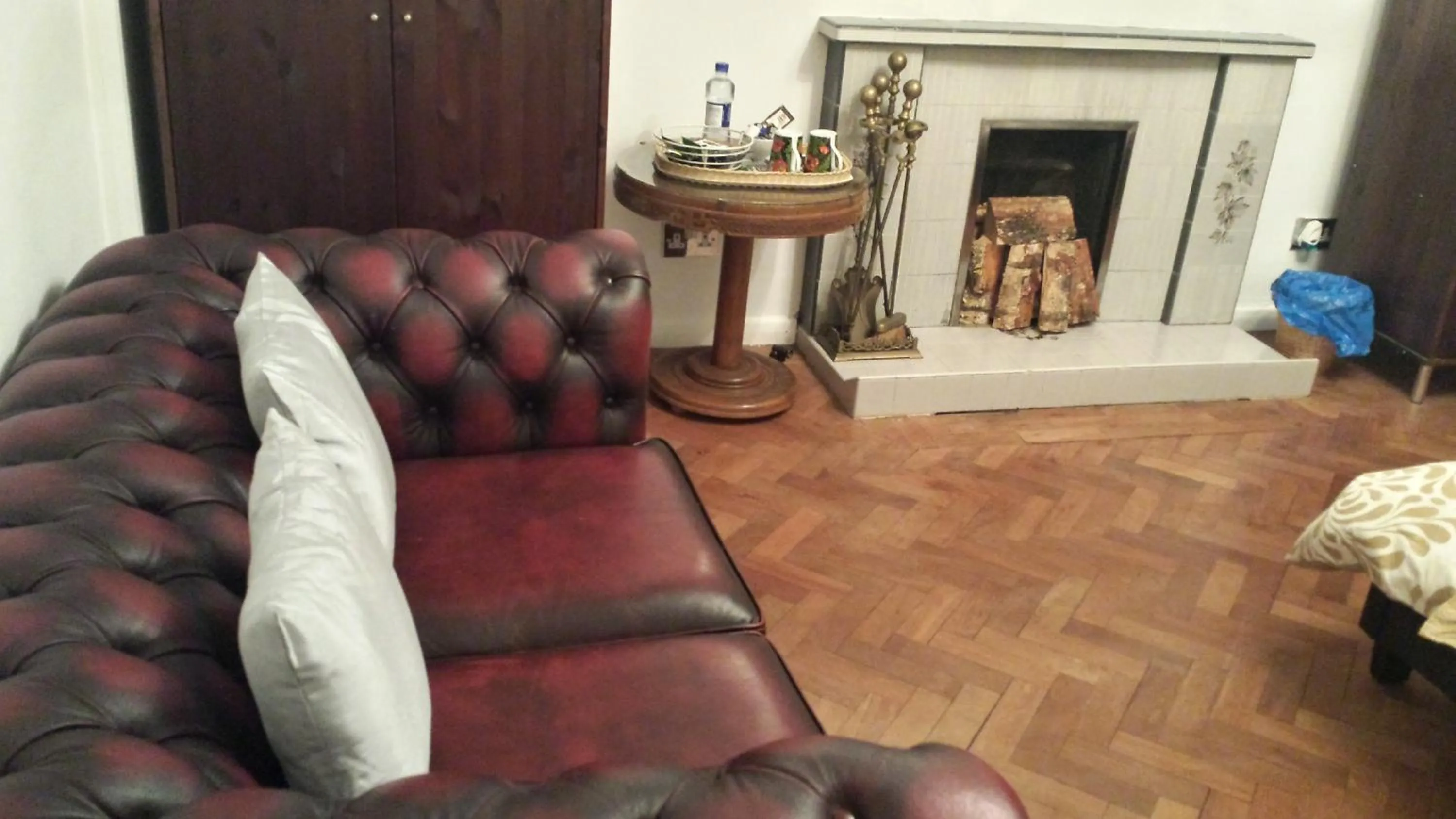 Seating area in OYO Guest House Ellipse