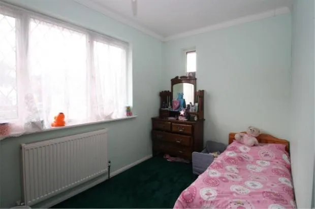 Bedroom, Bed in OYO Guest House Ellipse