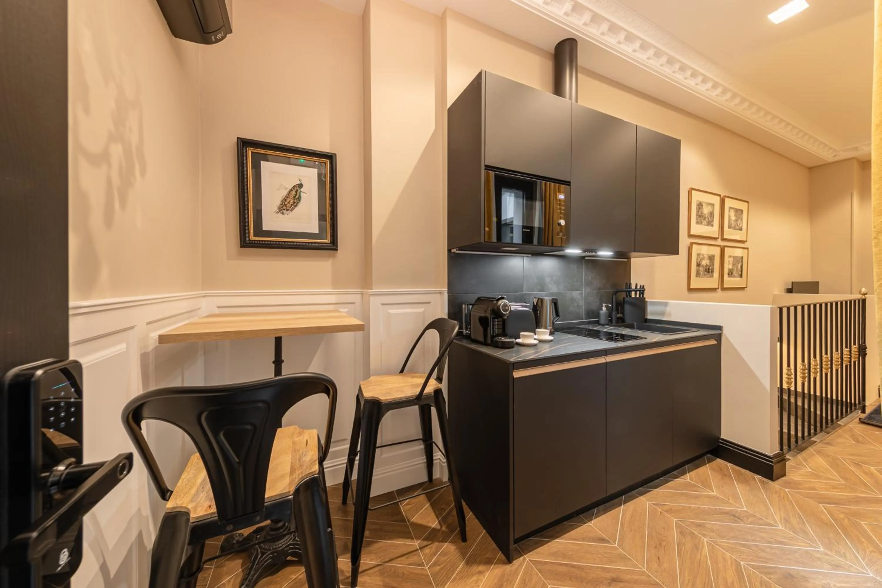 Kitchen or kitchenette in Casa 1862 Heritage Suites by Stay Unique