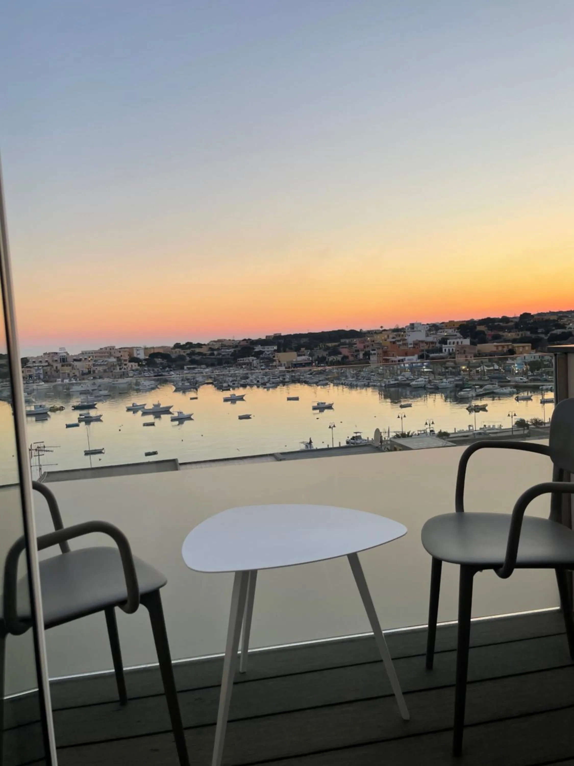 Property building in B&B Giro Di Boa