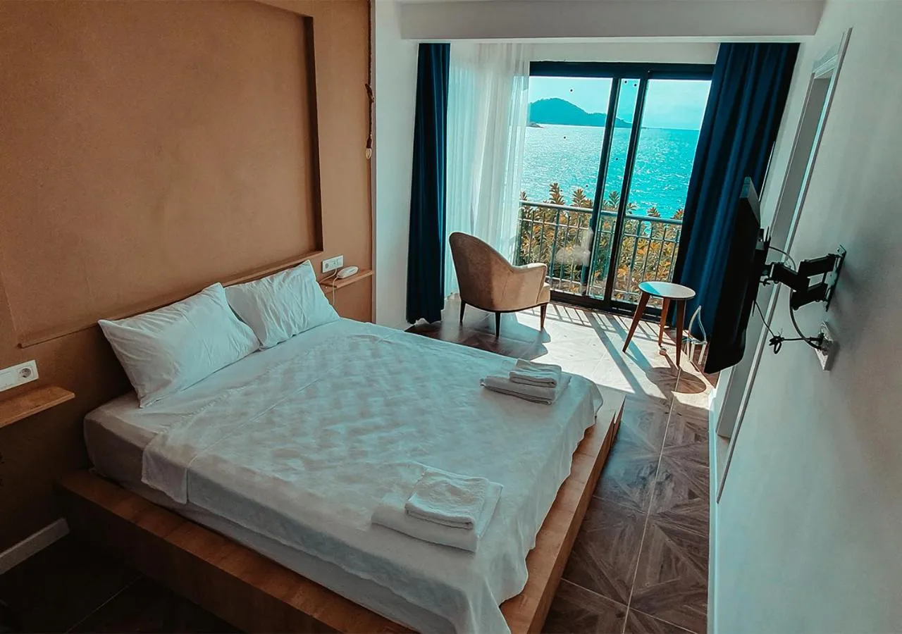Photo of the whole room, Bed in Deniz Otel