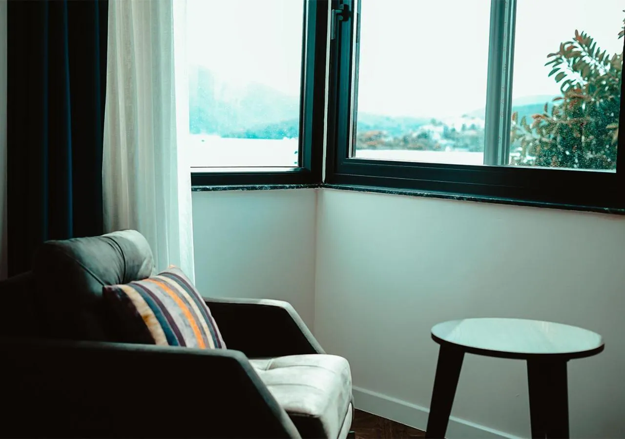 Seating area in Deniz Otel