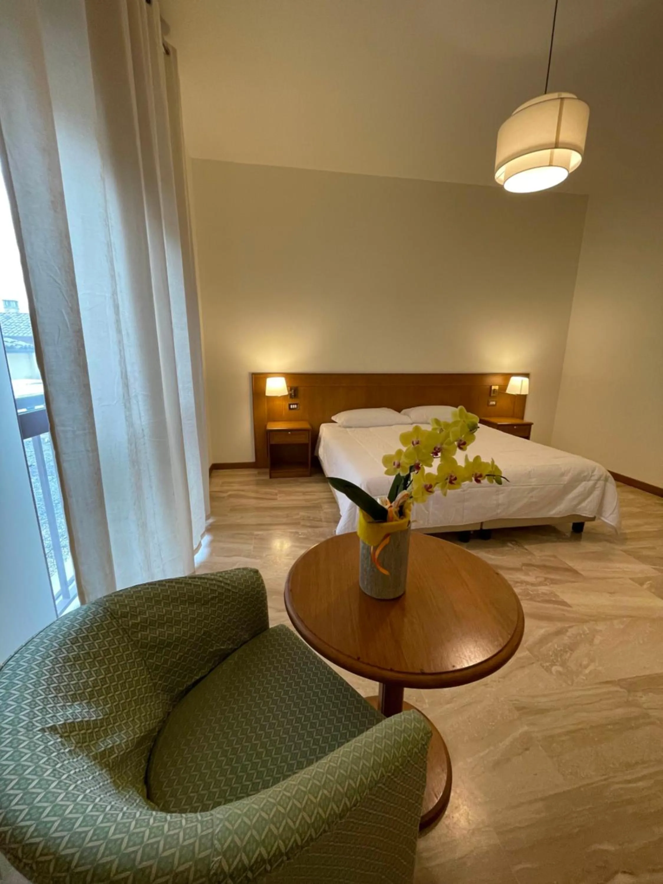 Double Room in Hotel Clementi
