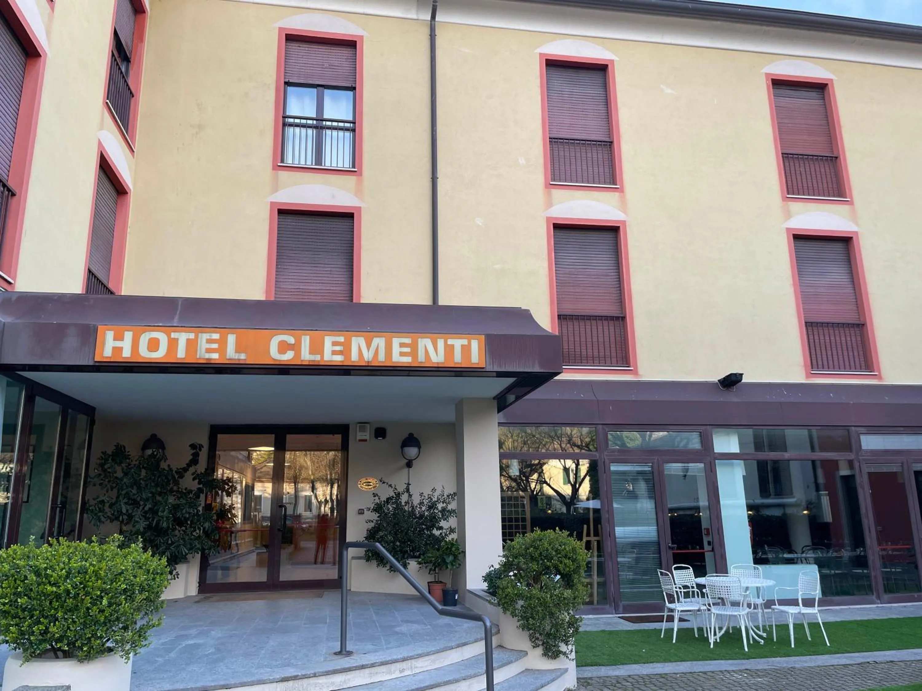 Hotel Clementi