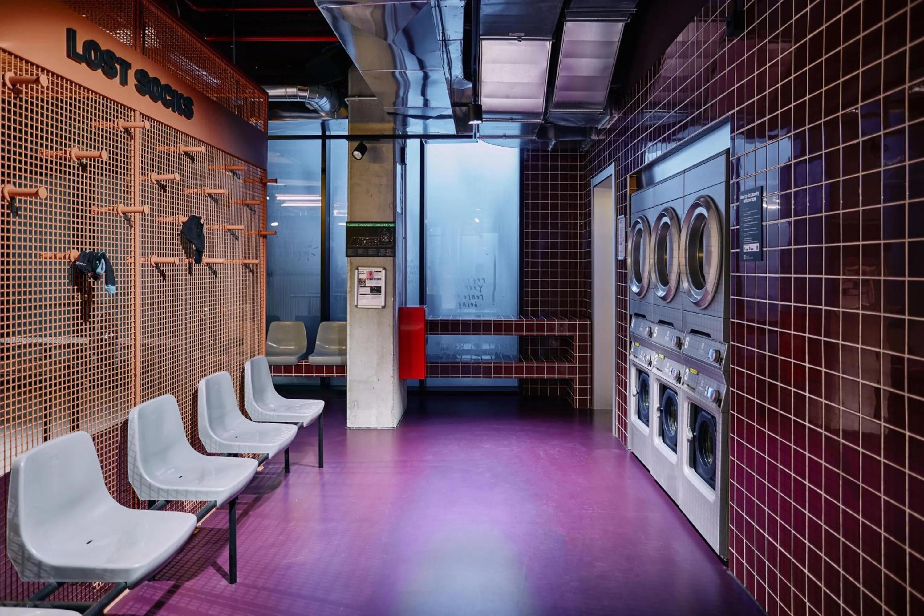 laundry in The Social Hub San Sebastian Extended Stay