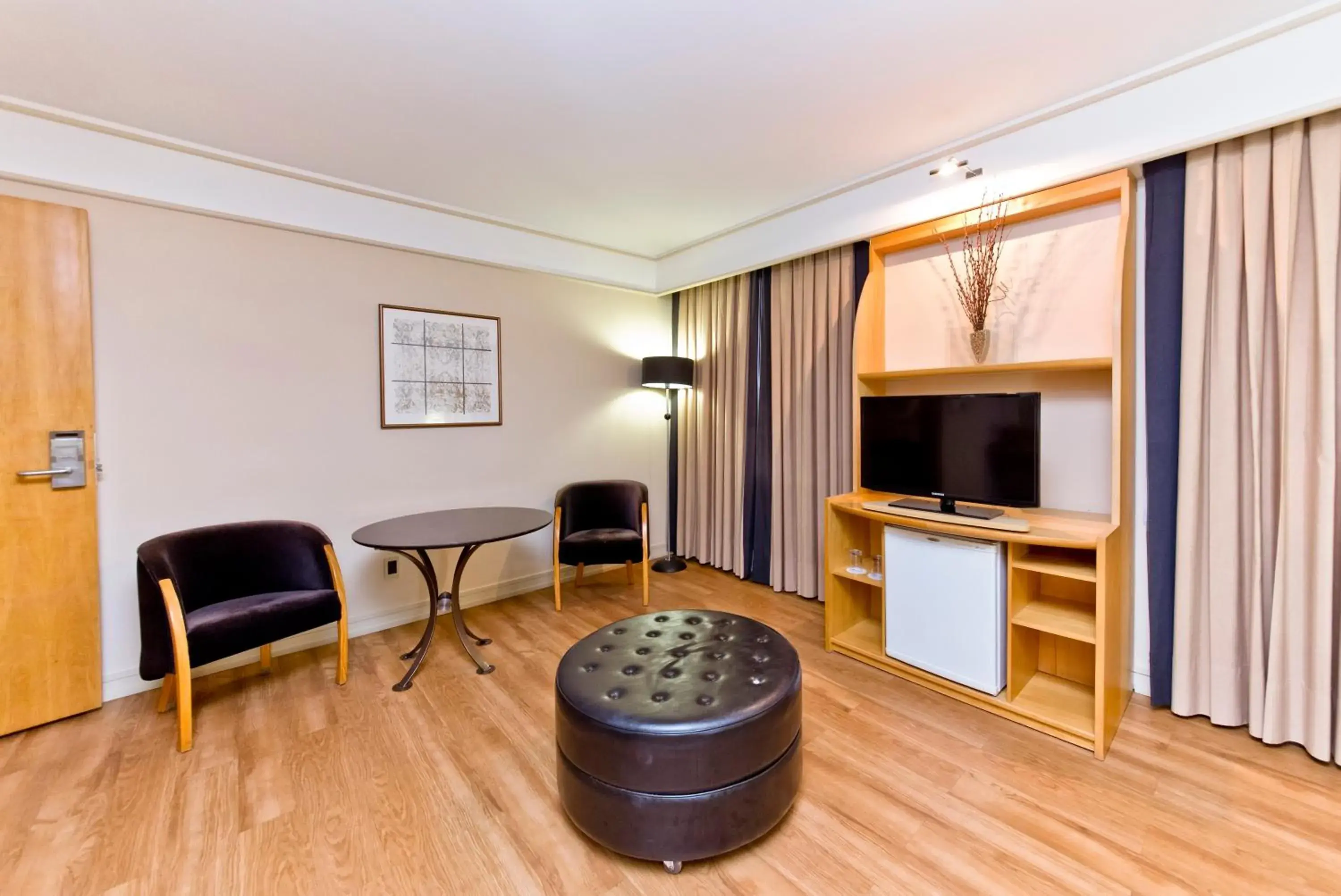 Living room in Pergamon SP Frei Caneca by Accor Living room in Pergamon SP Frei Caneca by Accor