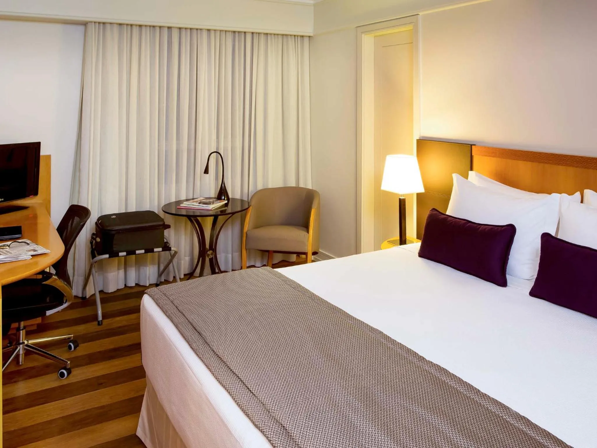 Bedroom in Pergamon SP Frei Caneca by Accor