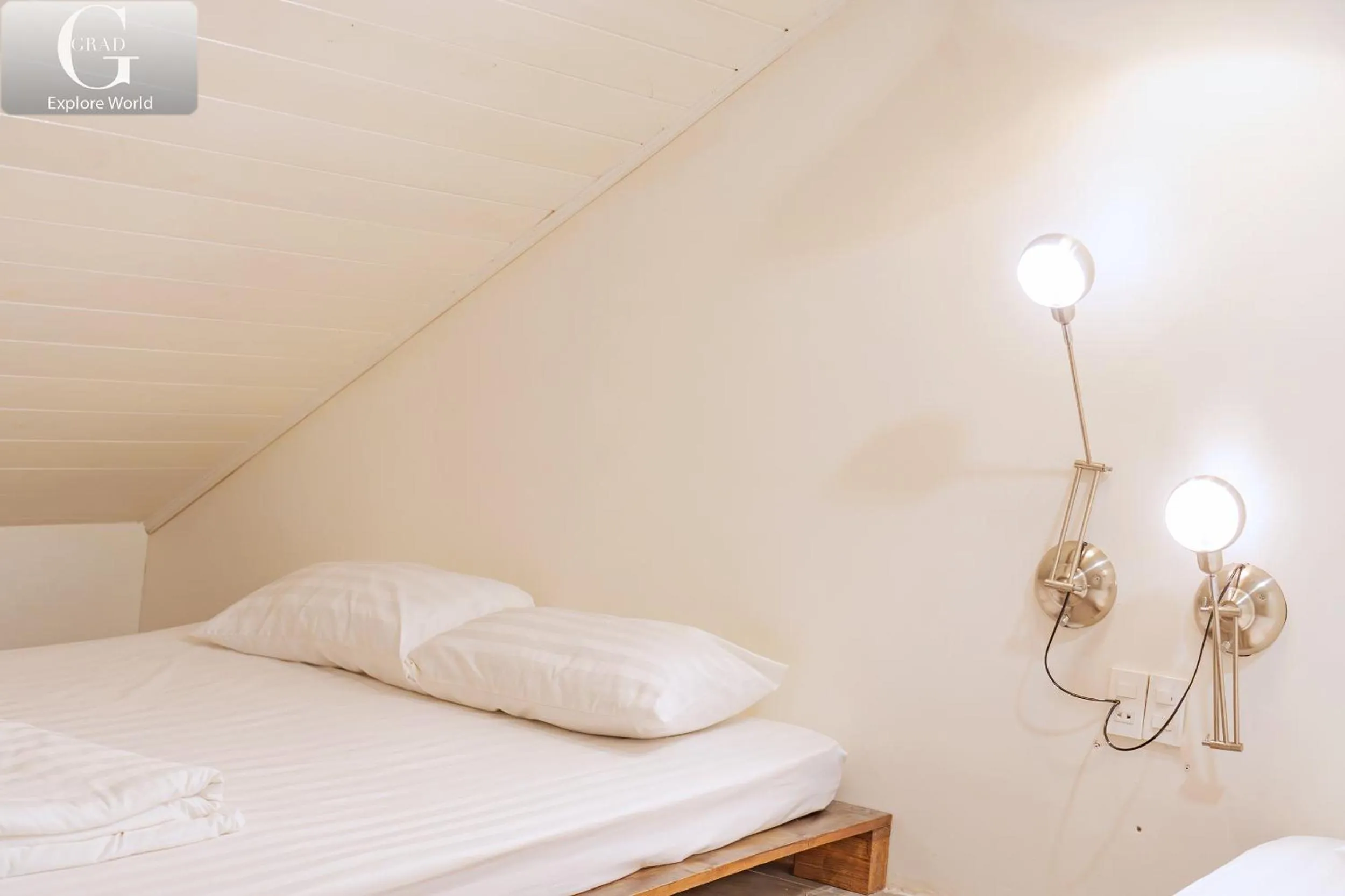 Bed in Hoang Yen Villa & Coffee