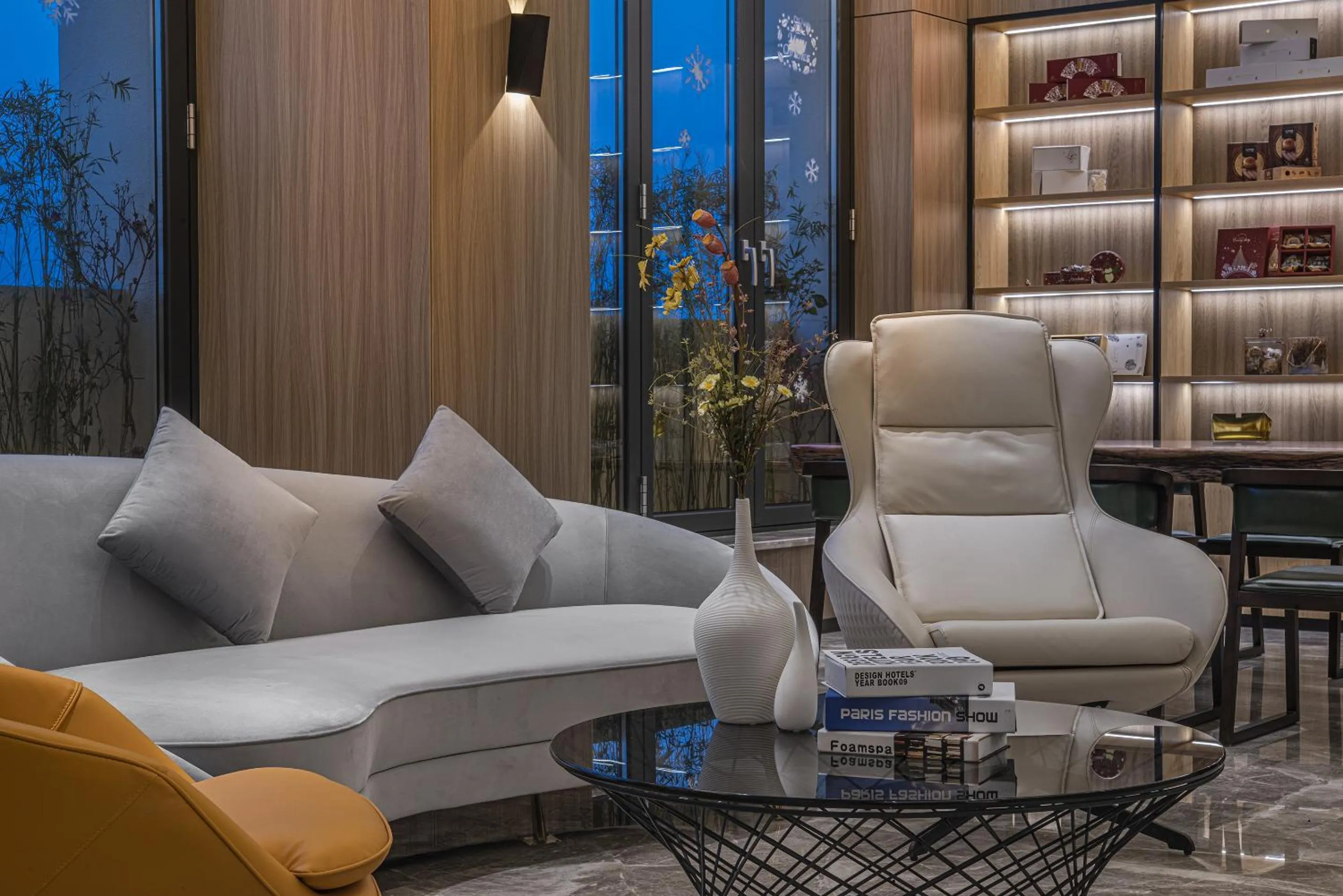 Communal lounge/ TV room in Foshan Shunde Ruitao Hotel