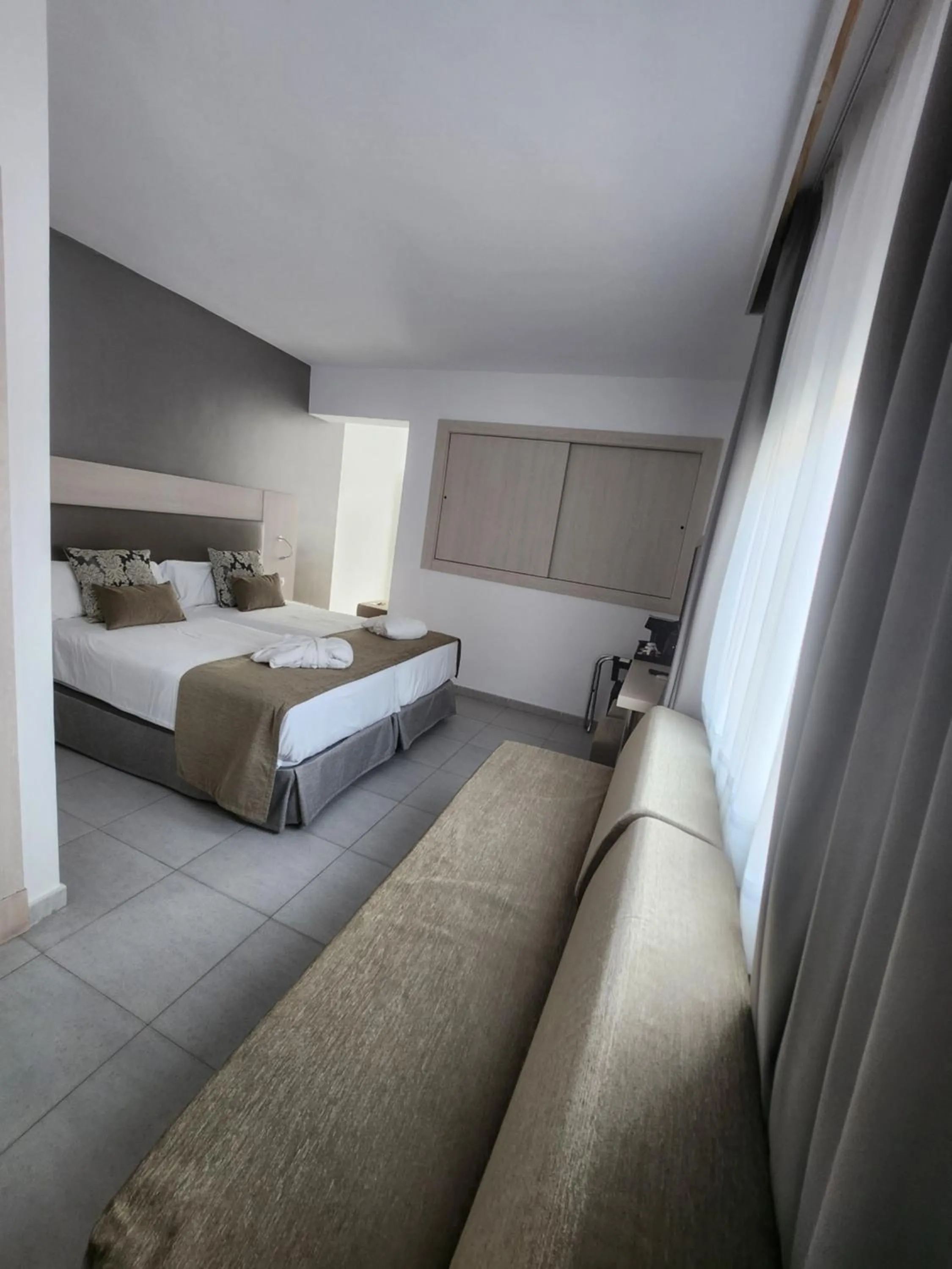 Bed in Diamante Paguera Boutique Hotel