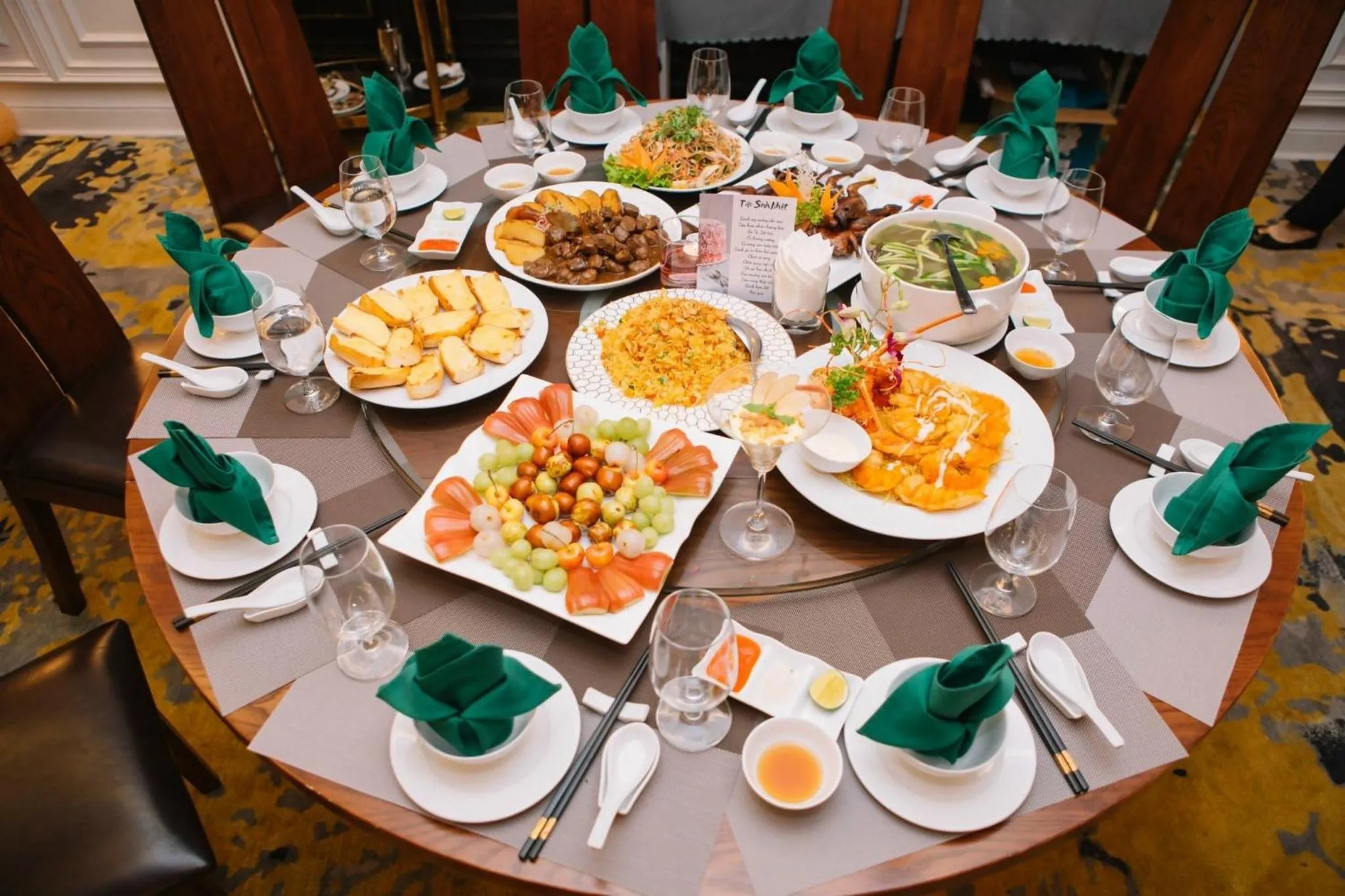 Restaurant/places to eat in Green Dragon Boutique Hotel