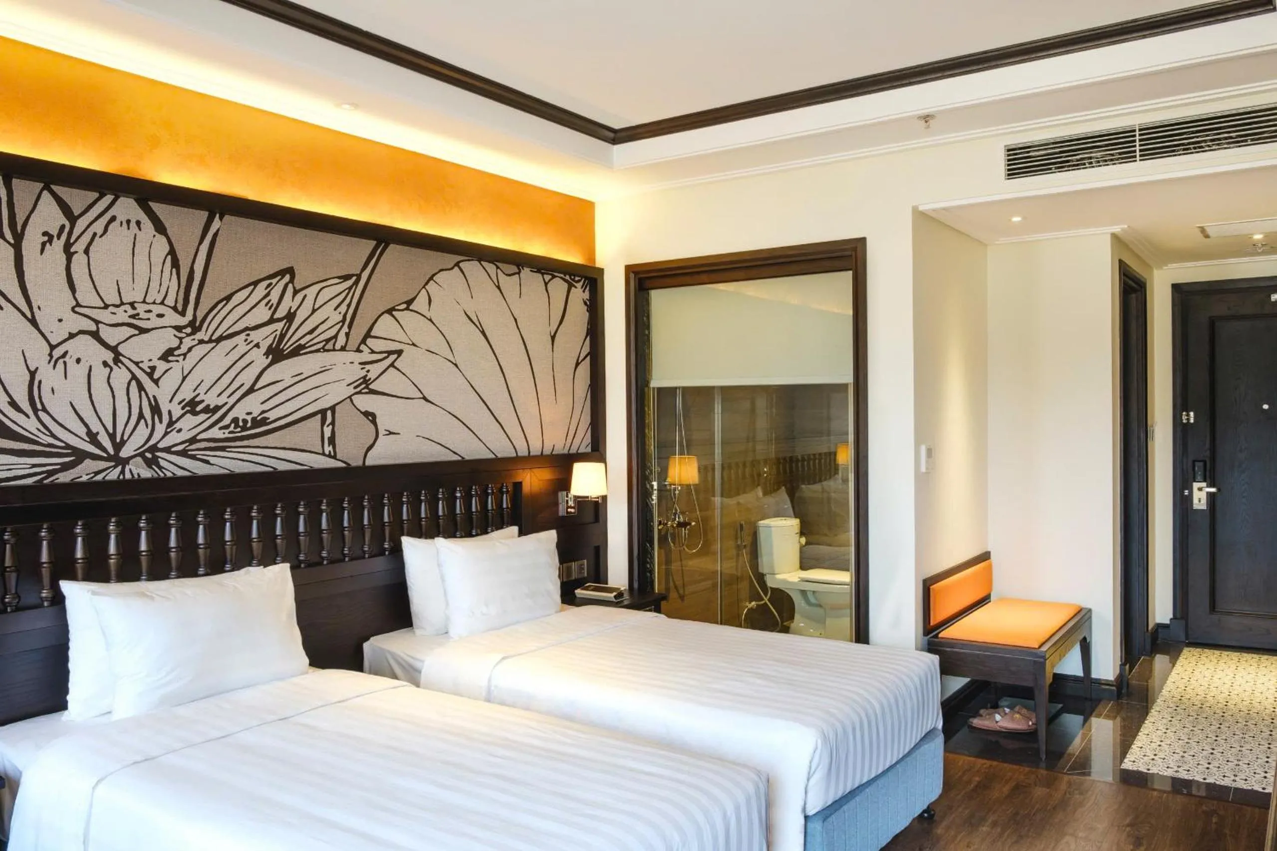 Bed in Green Dragon Boutique Hotel